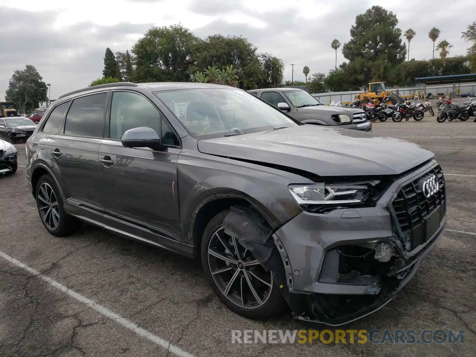 1 Photograph of a damaged car WA1LXAF77MD027739 AUDI Q7 2021