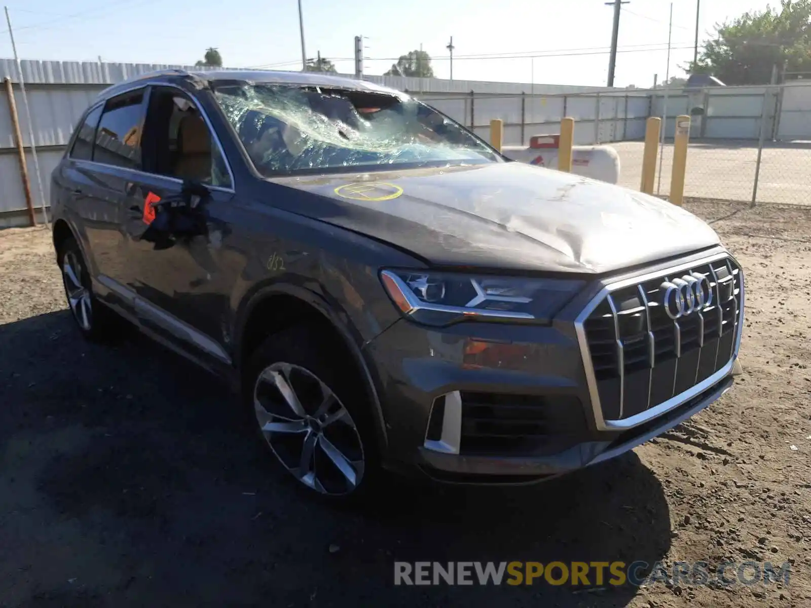 1 Photograph of a damaged car WA1LXAF78MD028141 AUDI Q7 2021