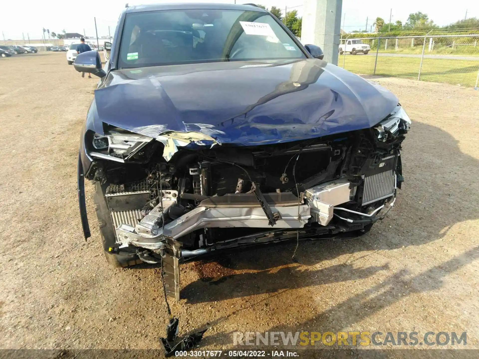 6 Photograph of a damaged car WA1LXAF78MD040757 AUDI Q7 2021