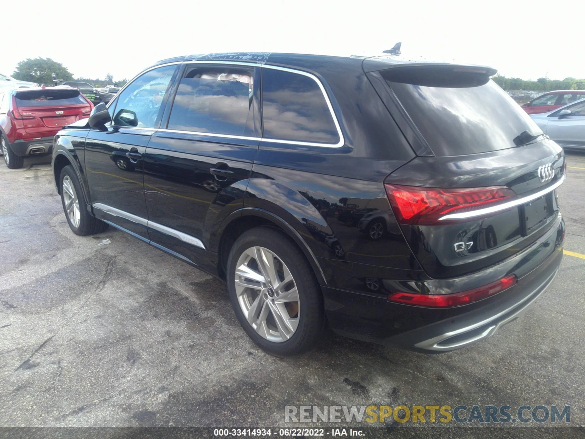 3 Фотография поврежденного автомобиля WA1LXAF79MD013096 AUDI Q7 2021