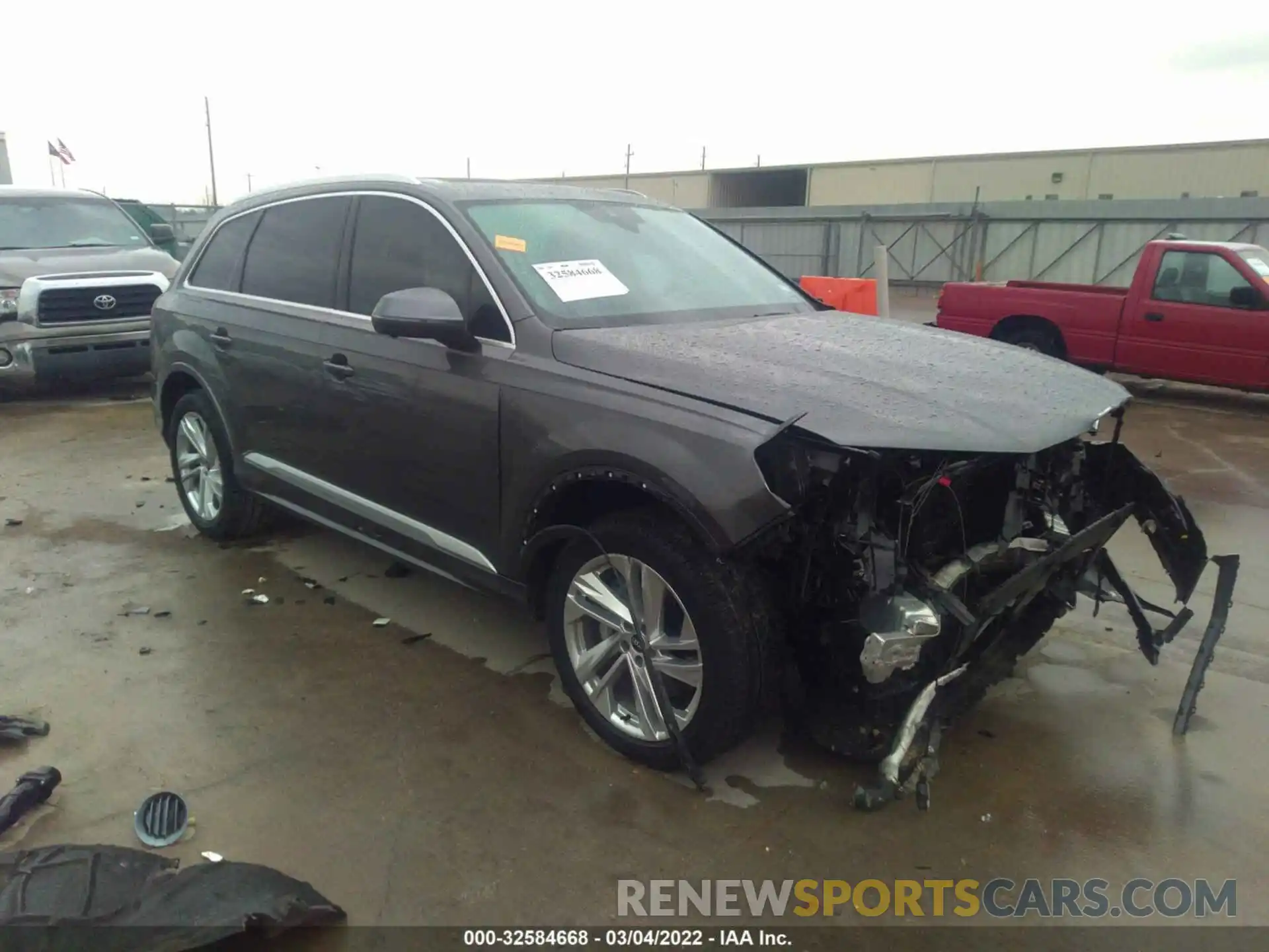 1 Photograph of a damaged car WA1LXAF79MD027614 AUDI Q7 2021