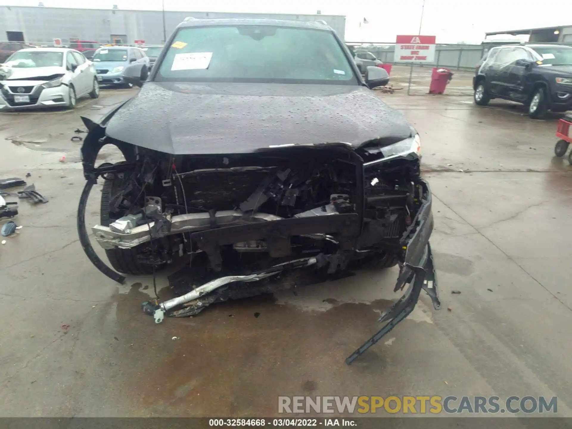 6 Photograph of a damaged car WA1LXAF79MD027614 AUDI Q7 2021