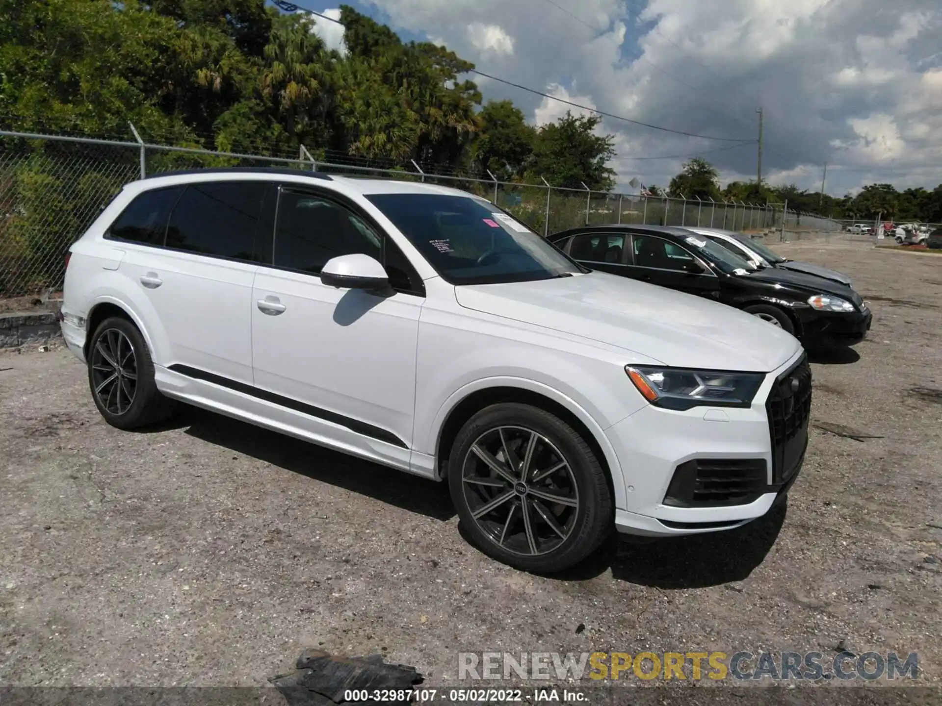 1 Photograph of a damaged car WA1LXAF7XMD022471 AUDI Q7 2021