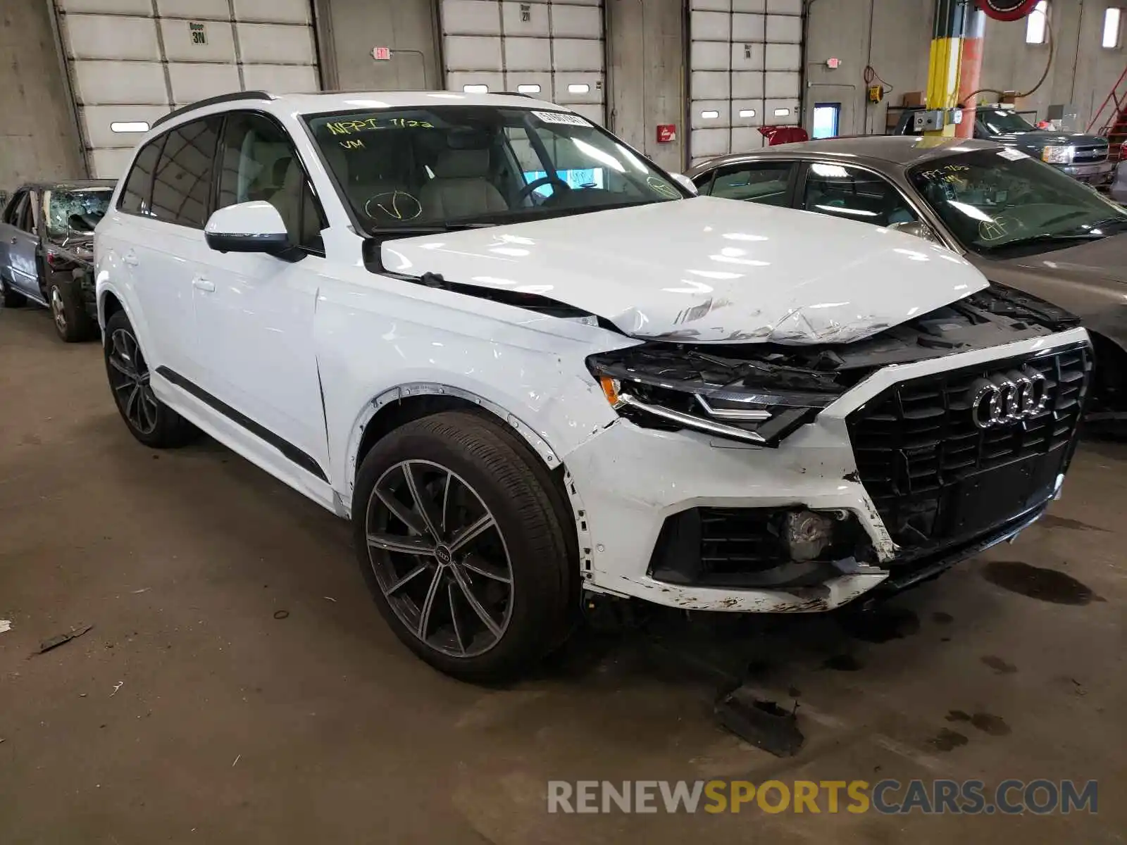 1 Photograph of a damaged car WA1LXAF7XMD025855 AUDI Q7 2021