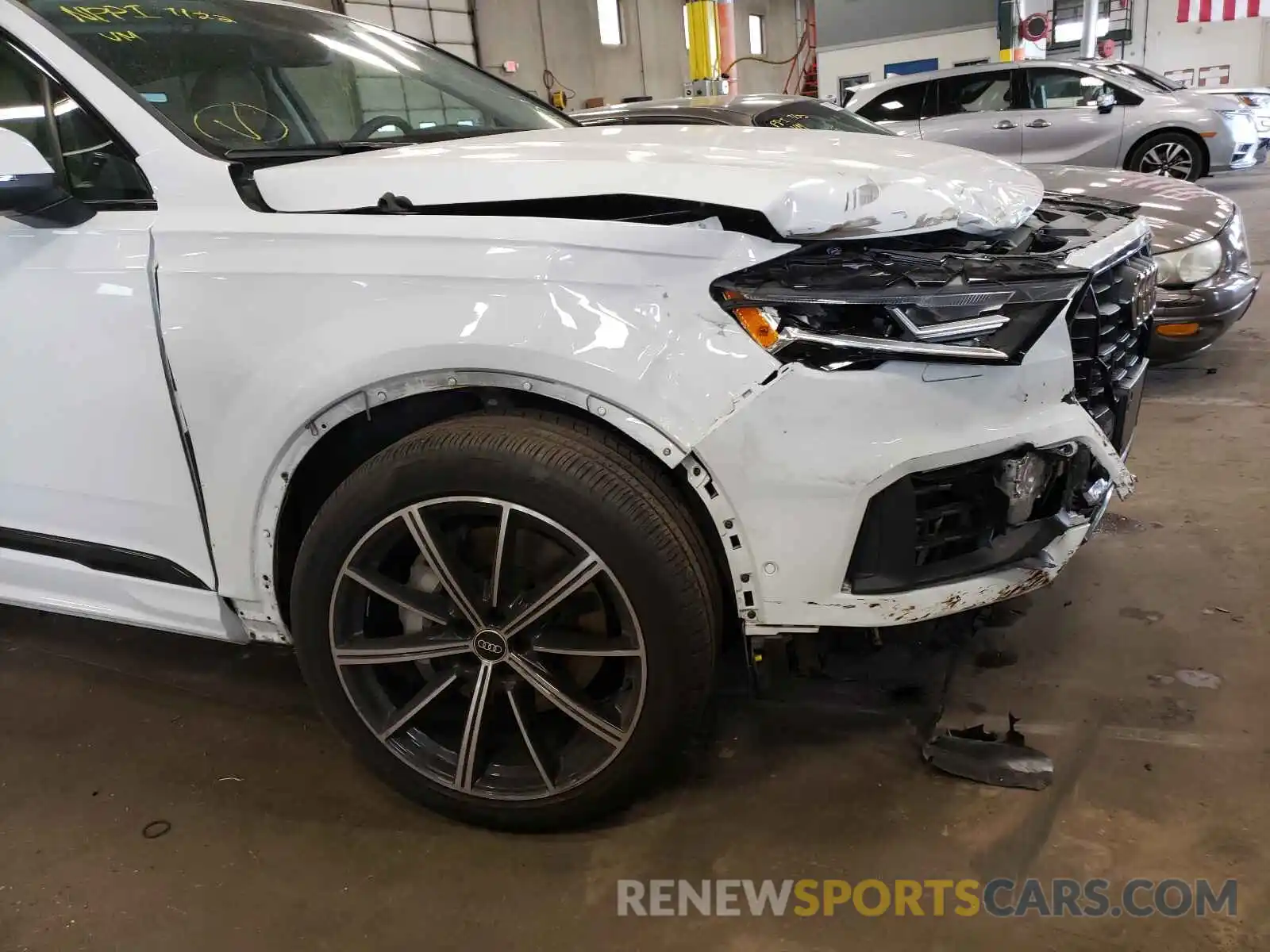 9 Photograph of a damaged car WA1LXAF7XMD025855 AUDI Q7 2021