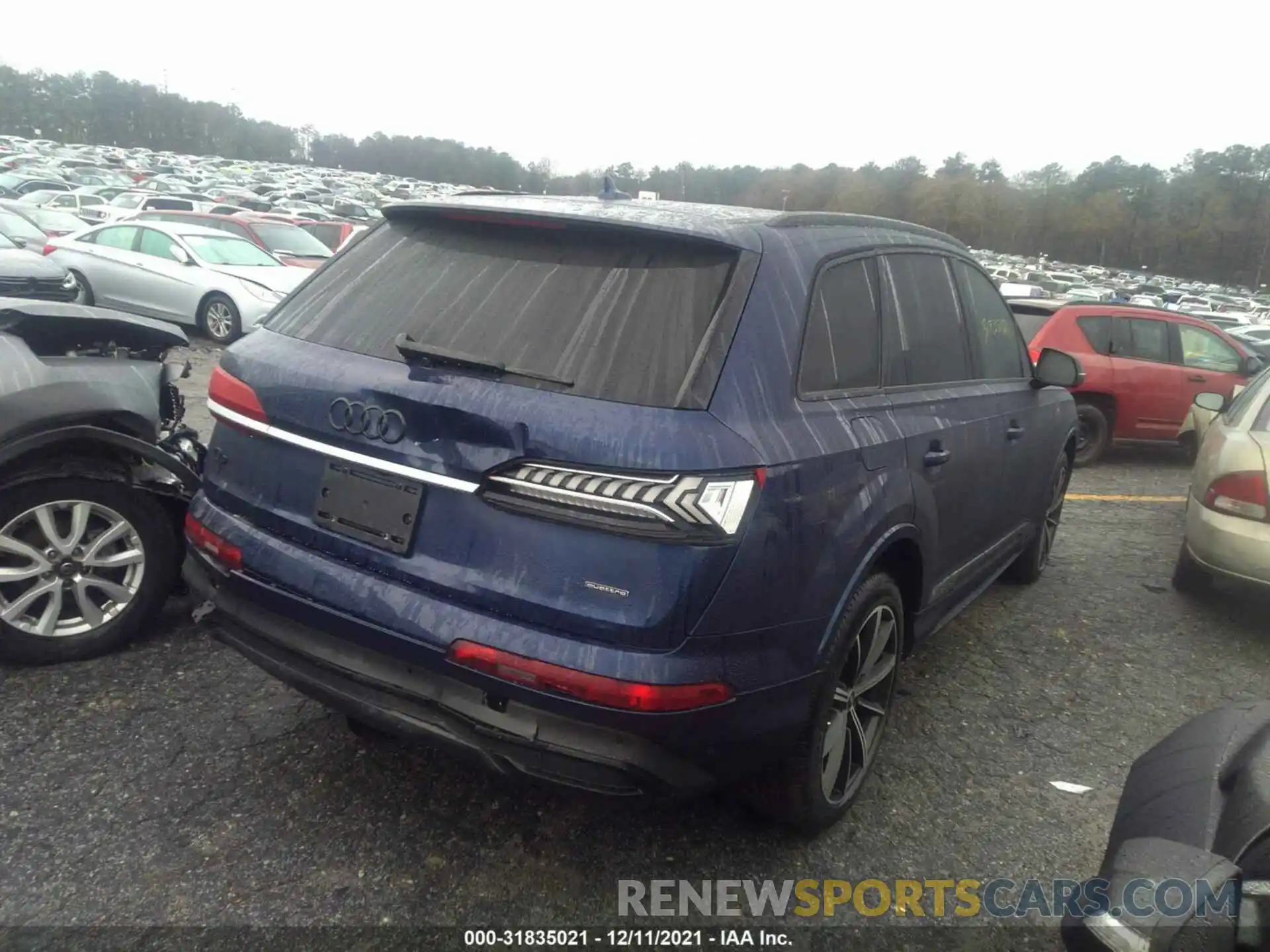 4 Photograph of a damaged car WA1LXAF7XMD026844 AUDI Q7 2021