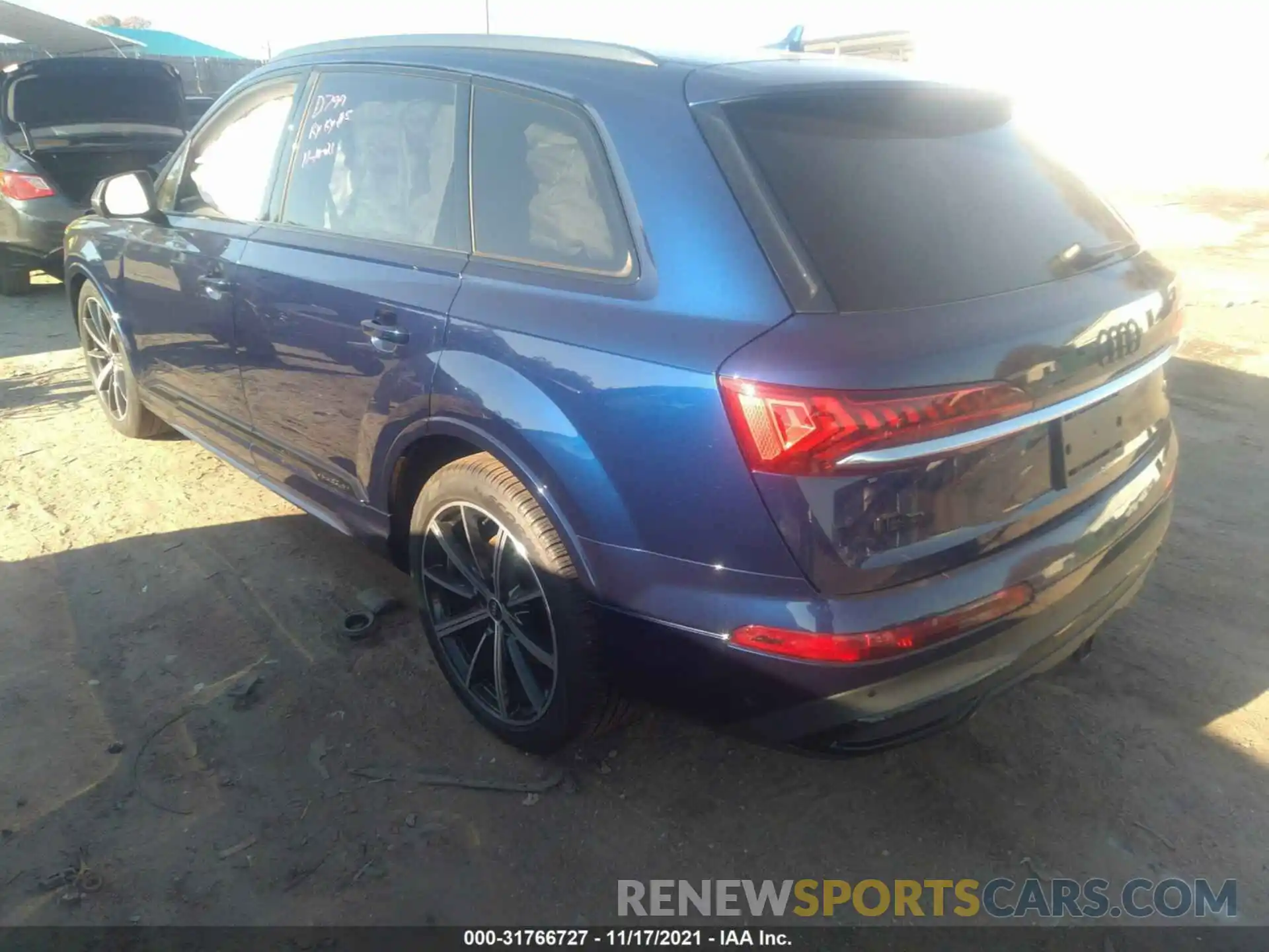 3 Фотография поврежденного автомобиля WA1LXAF7XMD038153 AUDI Q7 2021