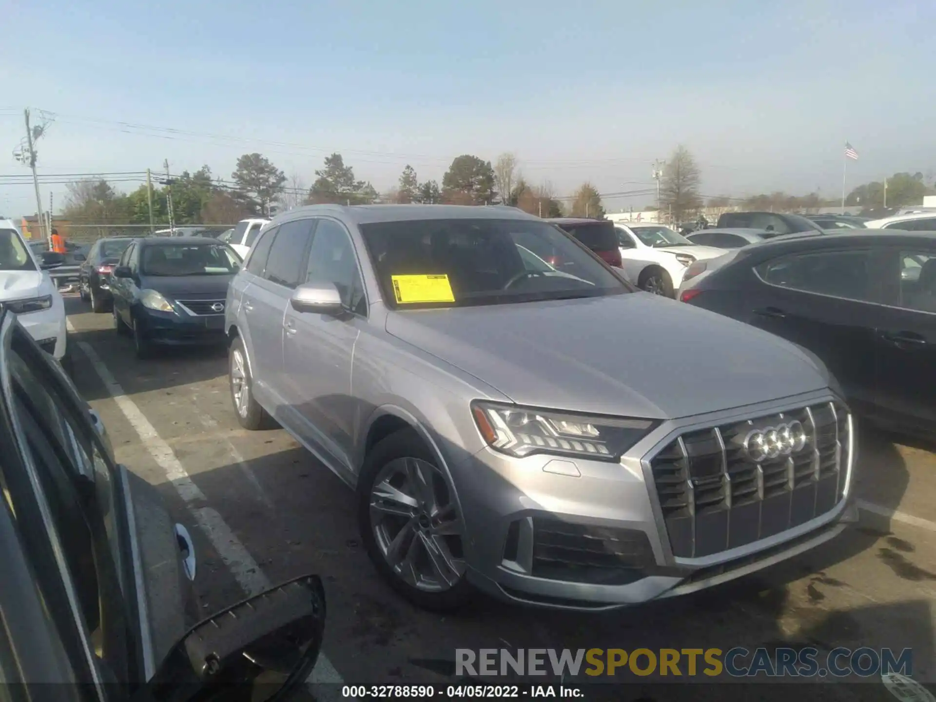 1 Photograph of a damaged car WA1VXAF70MD012413 AUDI Q7 2021