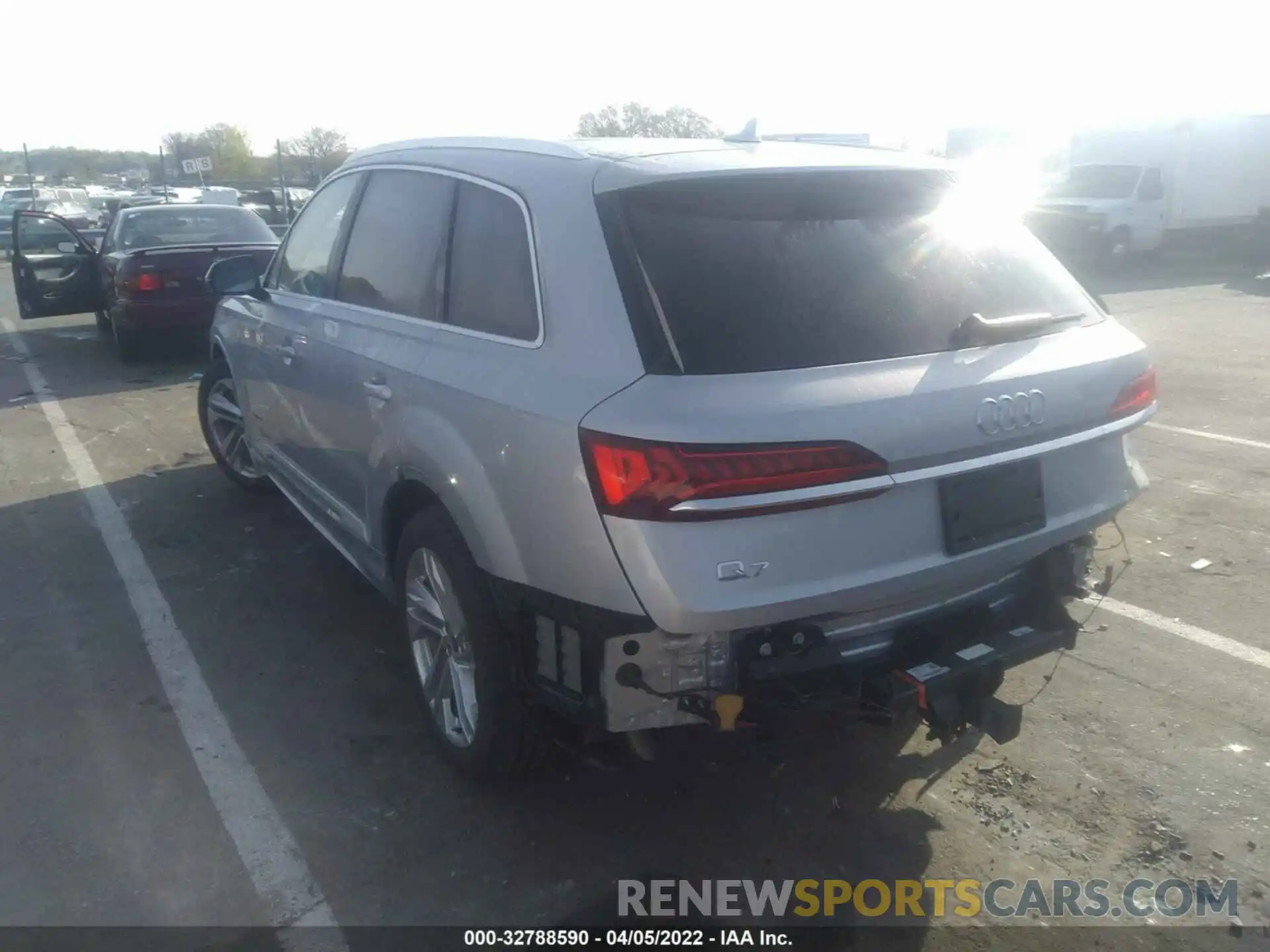 3 Photograph of a damaged car WA1VXAF70MD012413 AUDI Q7 2021