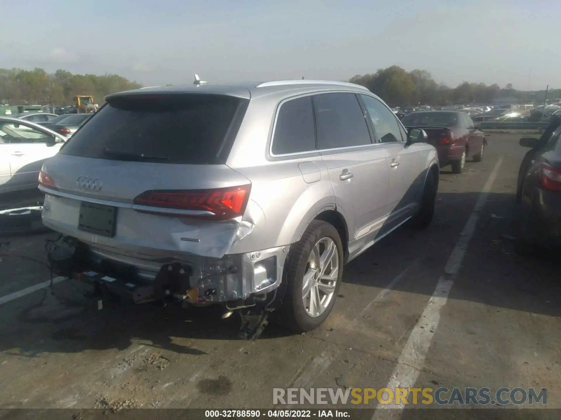 4 Photograph of a damaged car WA1VXAF70MD012413 AUDI Q7 2021