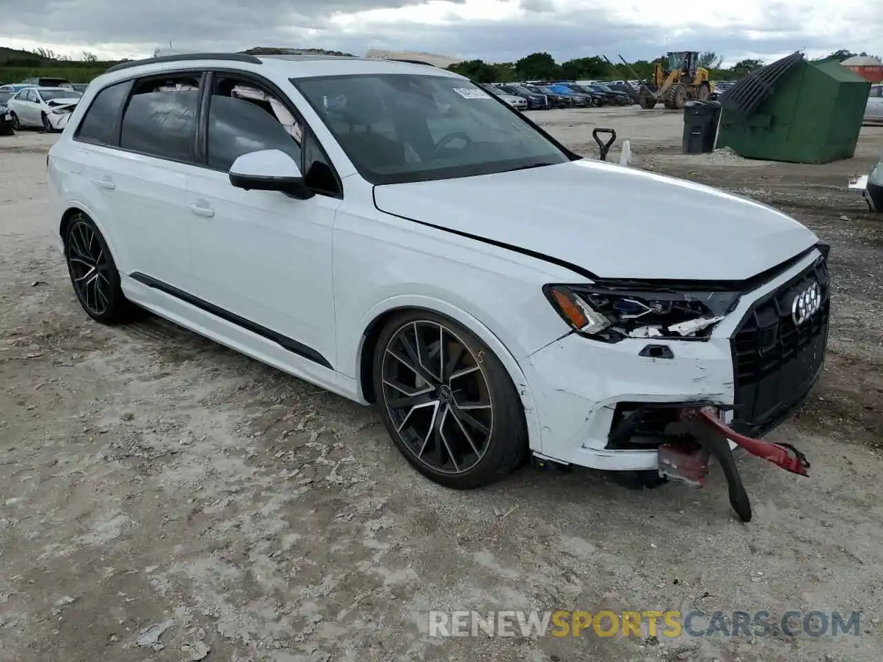 1 Photograph of a damaged car WA1VXAF70MD015165 AUDI Q7 2021