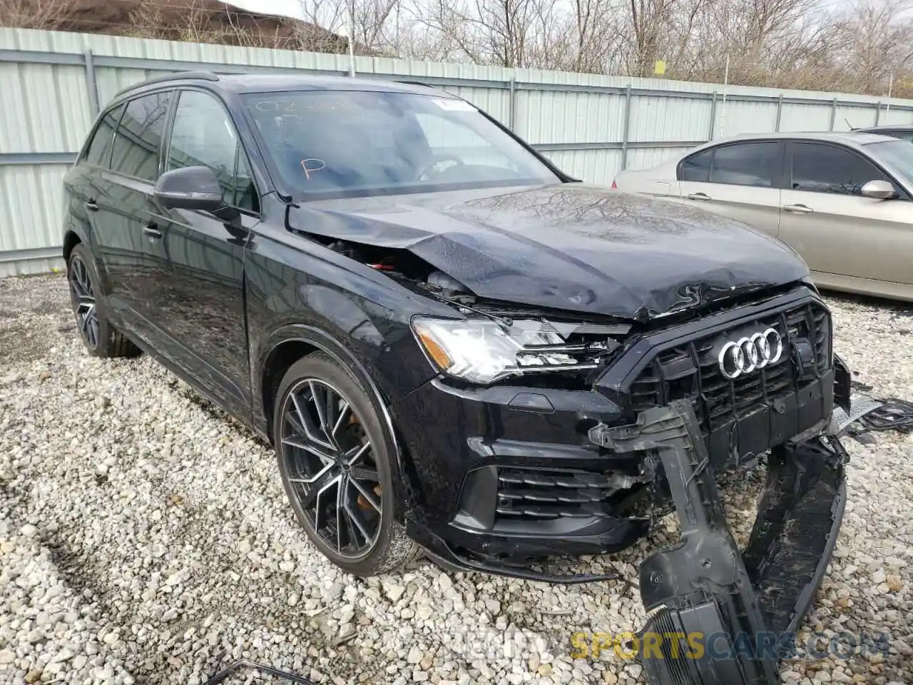 1 Photograph of a damaged car WA1VXAF71MD023209 AUDI Q7 2021