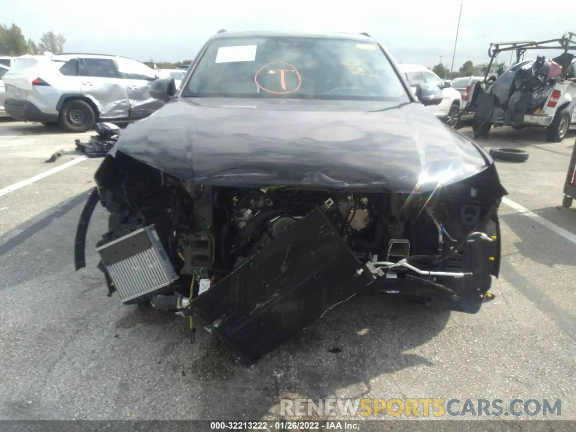 6 Photograph of a damaged car WA1VXAF71MD039541 AUDI Q7 2021