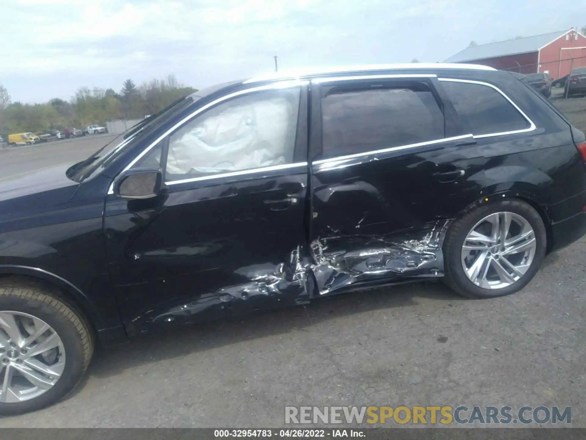 6 Photograph of a damaged car WA1VXAF72MD011666 AUDI Q7 2021