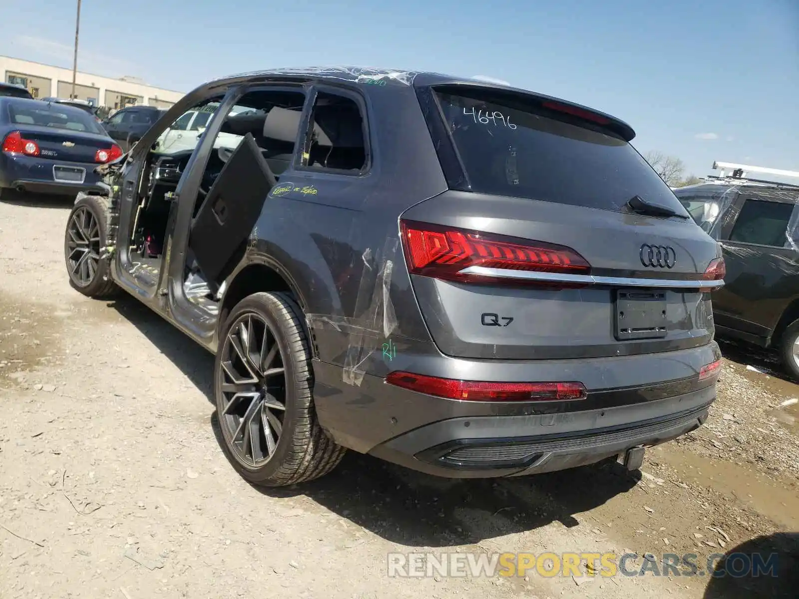 3 Photograph of a damaged car WA1VXAF72MD019458 AUDI Q7 2021