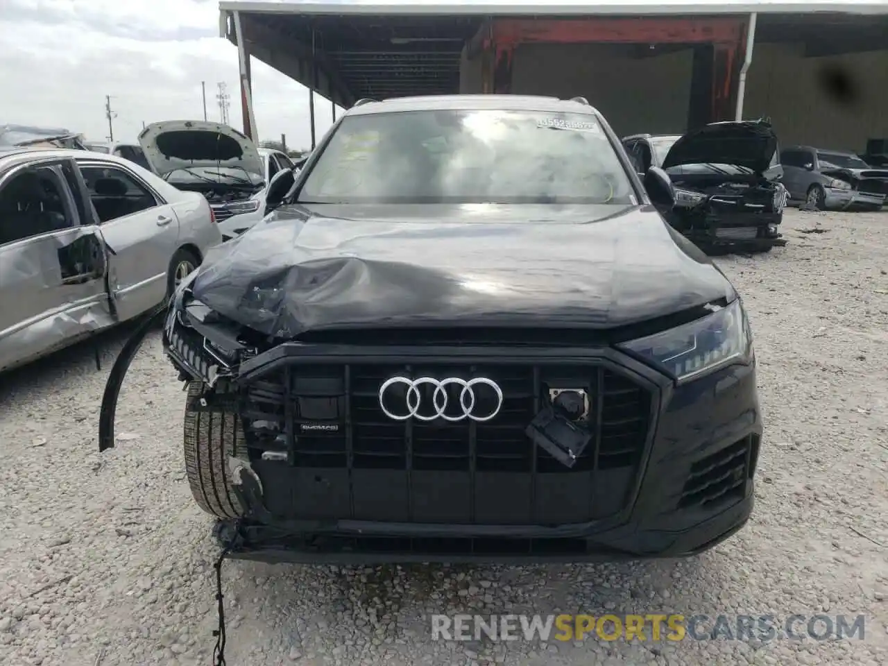 9 Photograph of a damaged car WA1VXAF72MD027124 AUDI Q7 2021