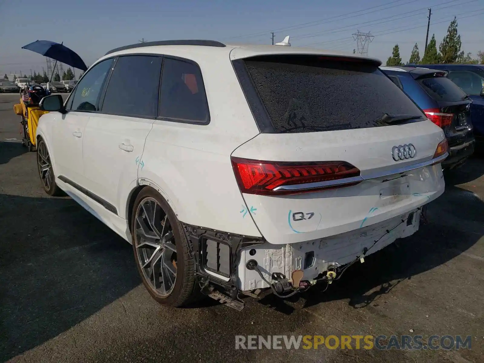 3 Фотография поврежденного автомобиля WA1VXAF73MD012860 AUDI Q7 2021