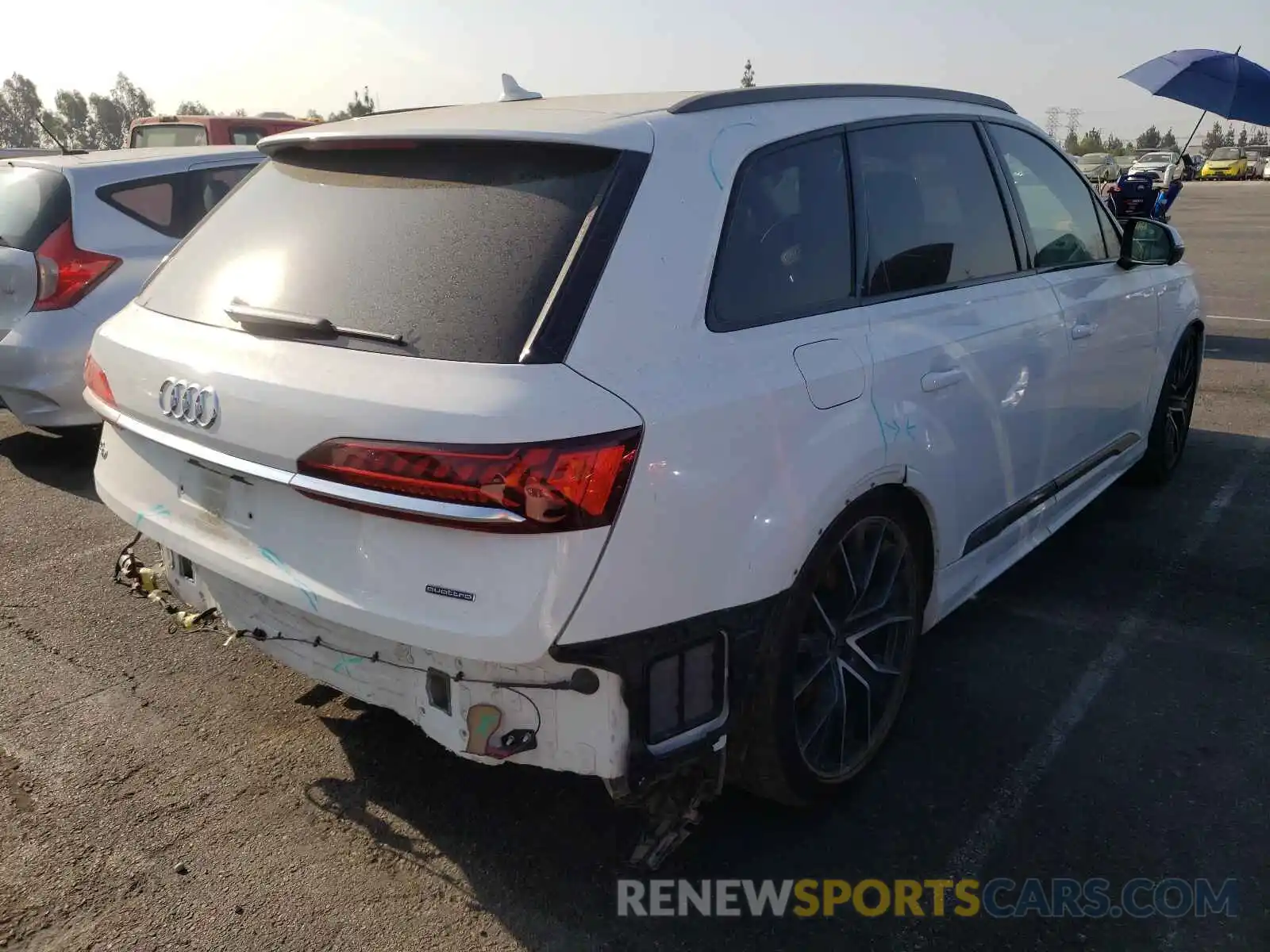 4 Photograph of a damaged car WA1VXAF73MD012860 AUDI Q7 2021