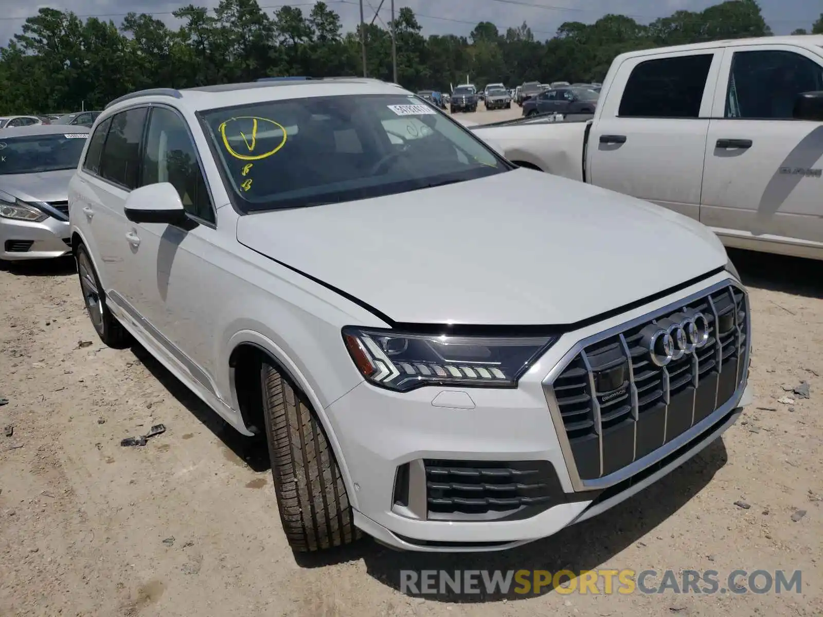 1 Photograph of a damaged car WA1VXAF76MD022640 AUDI Q7 2021