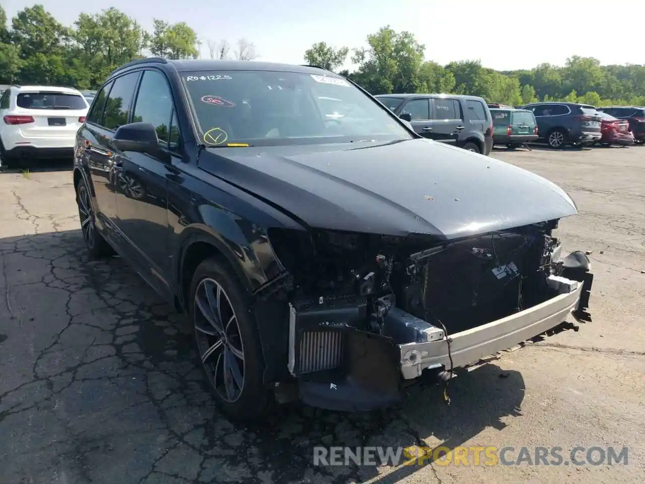 1 Photograph of a damaged car WA1VXAF77MD014305 AUDI Q7 2021