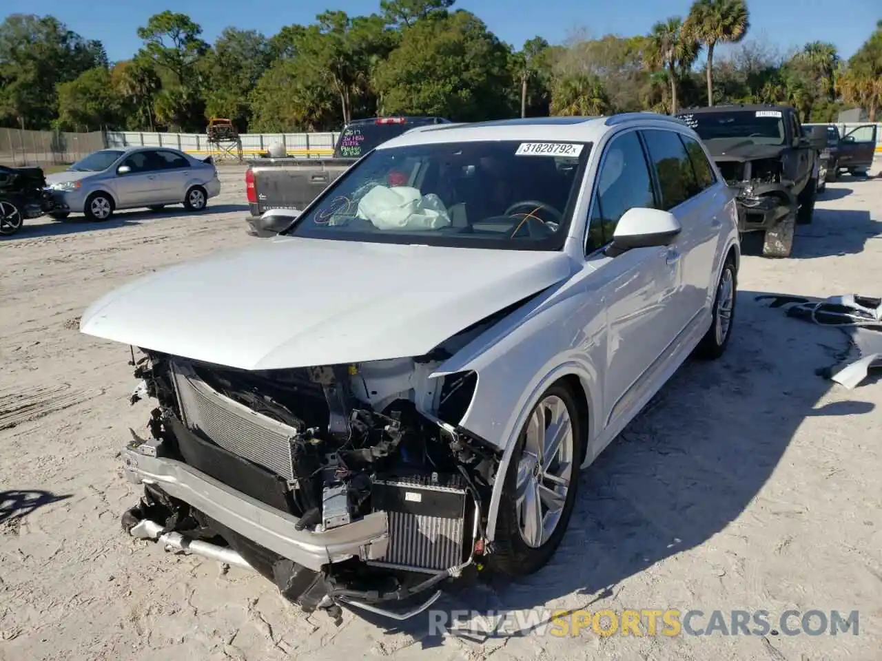 2 Photograph of a damaged car WA1VXAF78MD029993 AUDI Q7 2021