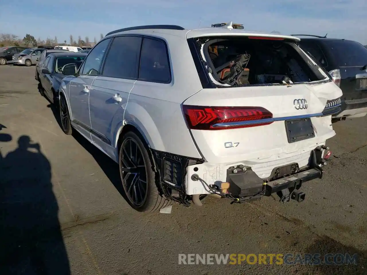 3 Photograph of a damaged car WA1VXAF79MD022051 AUDI Q7 2021