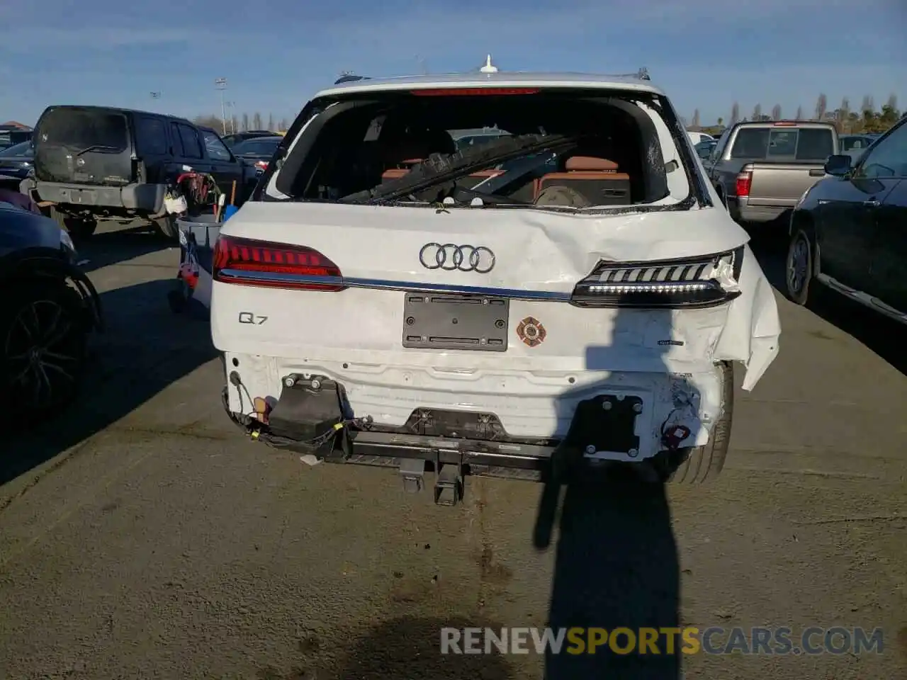 9 Photograph of a damaged car WA1VXAF79MD022051 AUDI Q7 2021