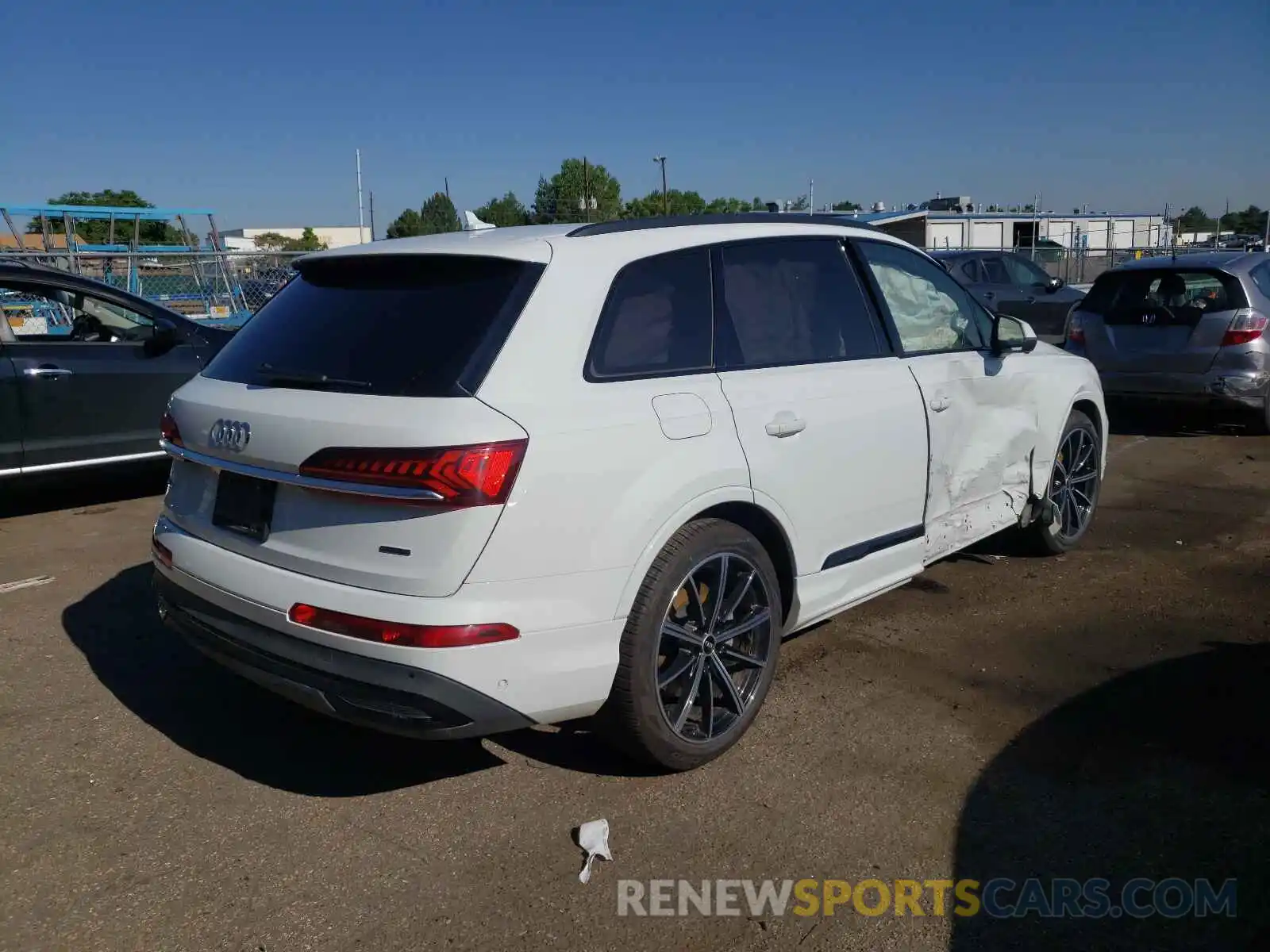 4 Фотография поврежденного автомобиля WA1VXAF7XMD027386 AUDI Q7 2021