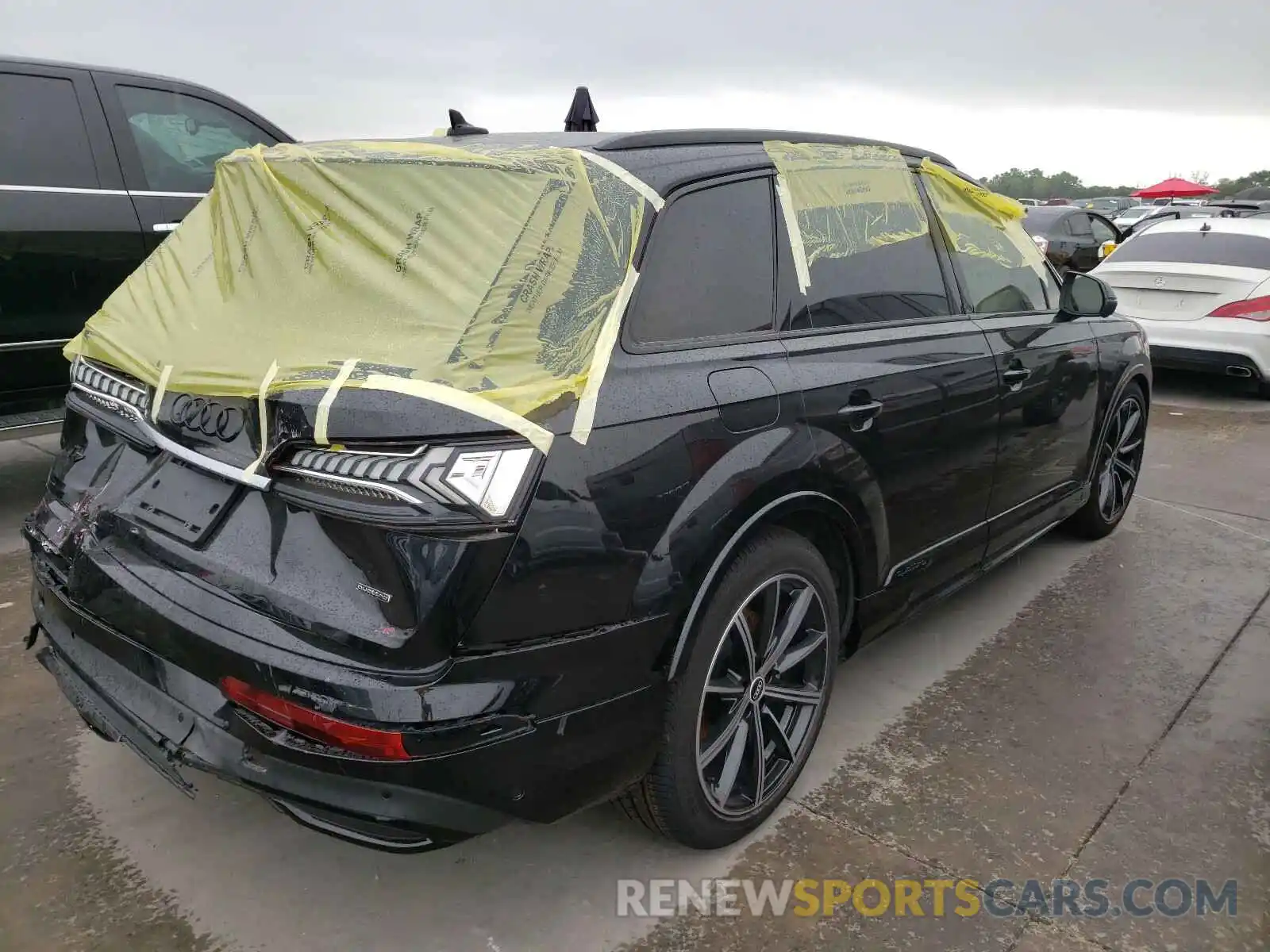 4 Photograph of a damaged car WA1VXBF7XMD015714 AUDI Q7 2021