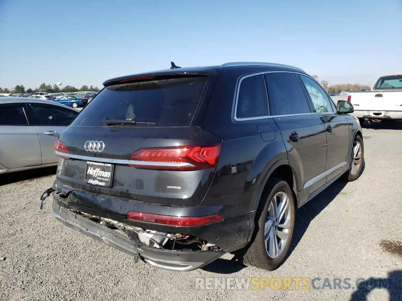 4 Photograph of a damaged car WA1AJBF71ND000620 AUDI Q7 2022