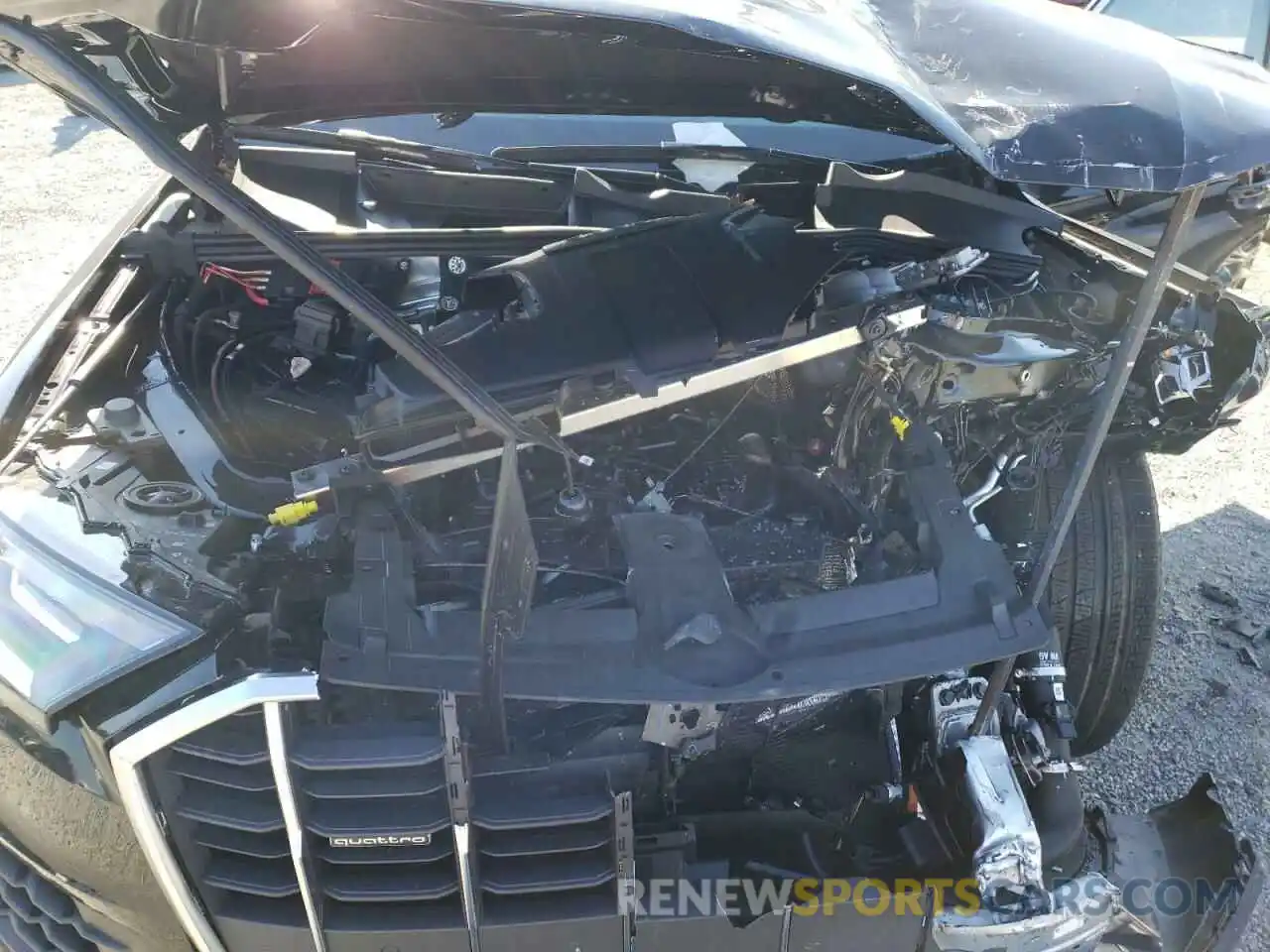 7 Photograph of a damaged car WA1AJBF71ND000620 AUDI Q7 2022