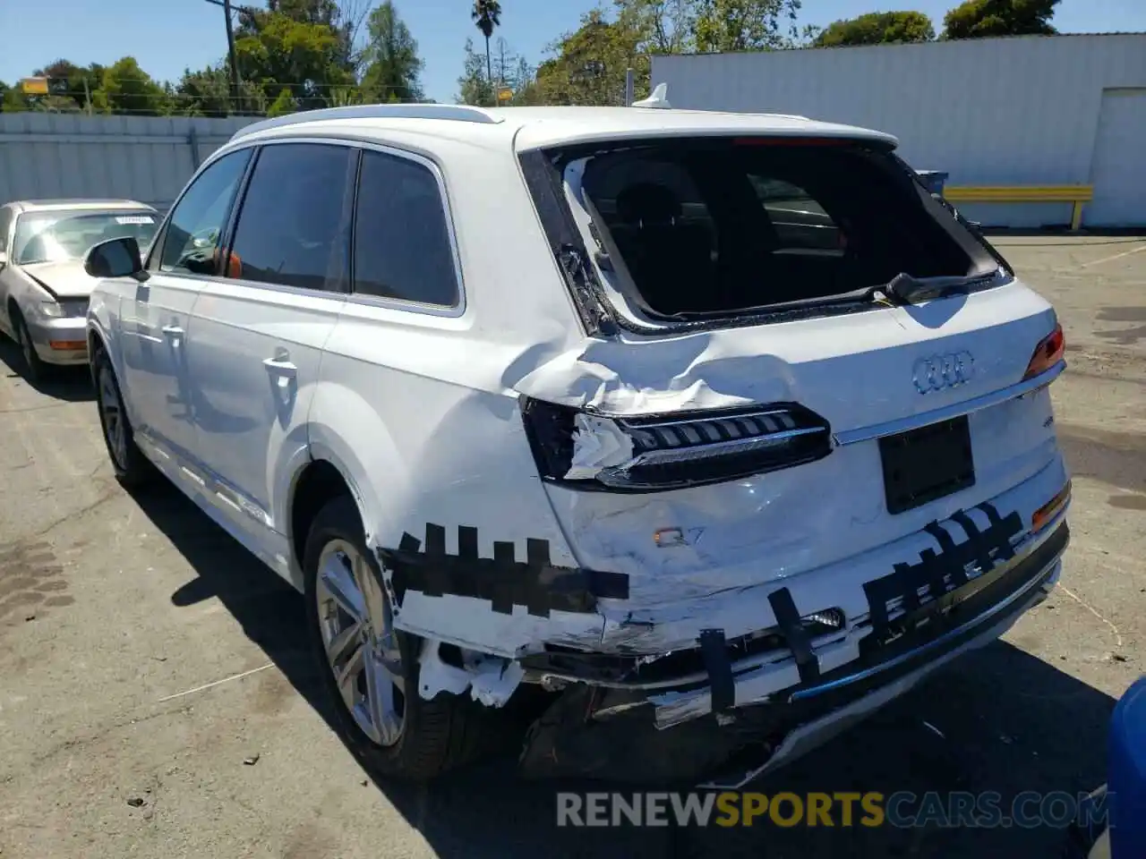 3 Photograph of a damaged car WA1LJBF70ND007597 AUDI Q7 2022