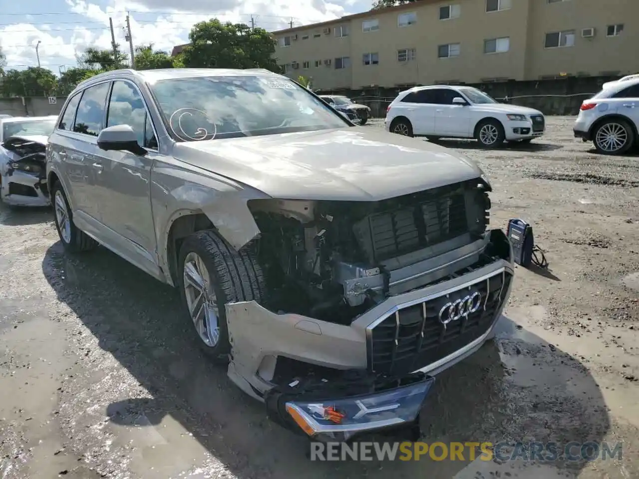 1 Photograph of a damaged car WA1LJBF71ND017622 AUDI Q7 2022