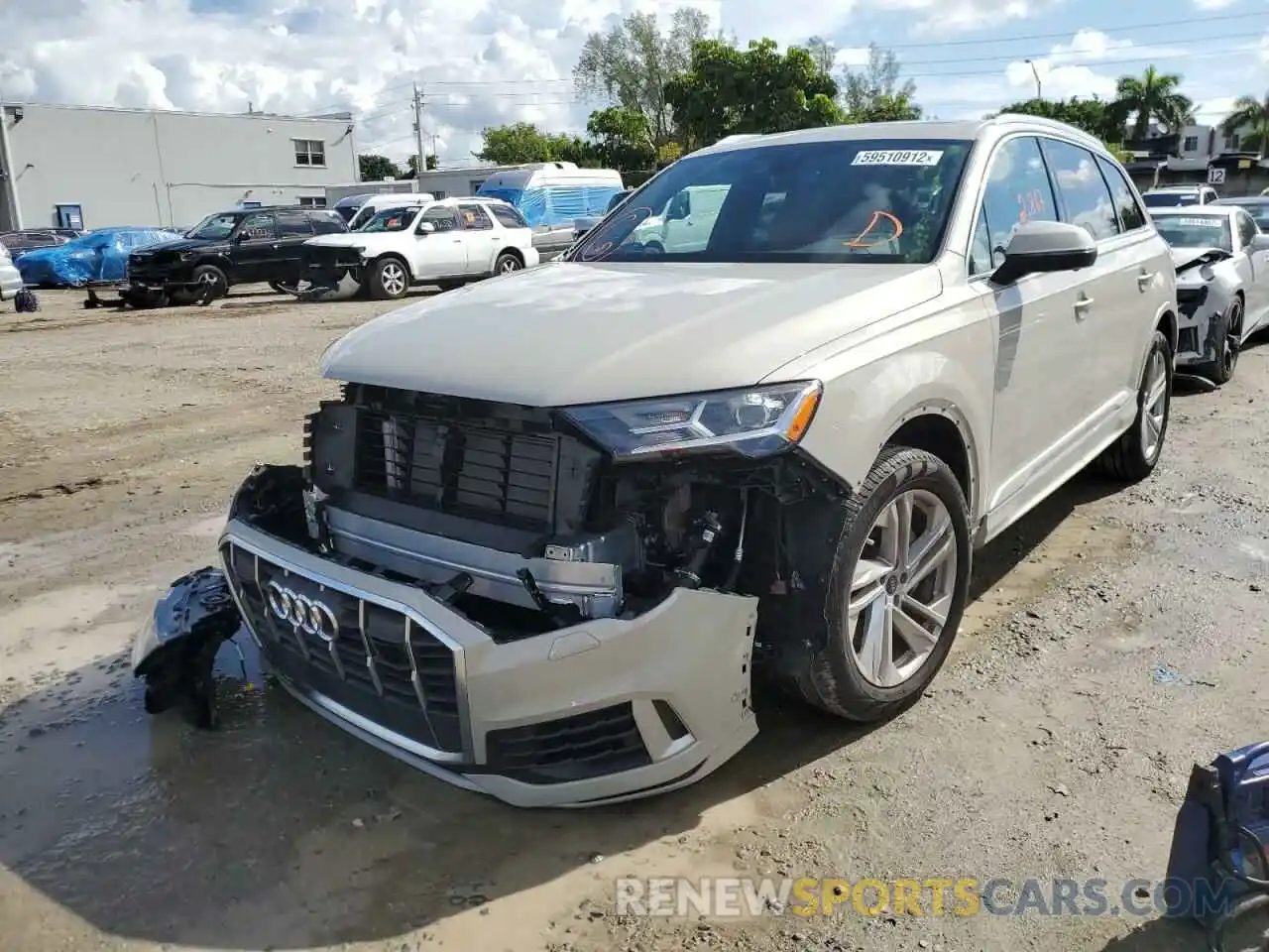 2 Photograph of a damaged car WA1LJBF71ND017622 AUDI Q7 2022