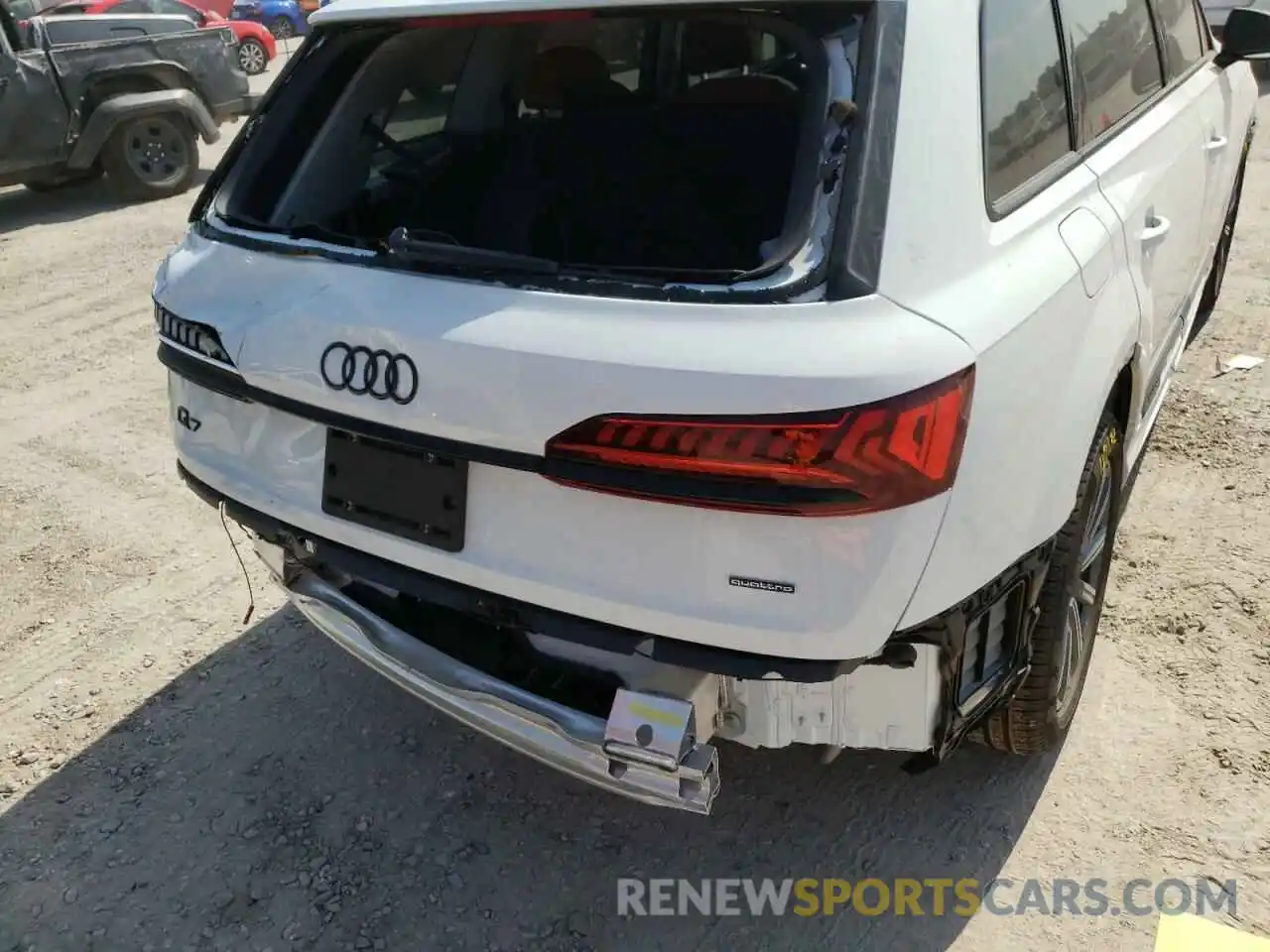 9 Photograph of a damaged car WA1LJBF75ND009023 AUDI Q7 2022