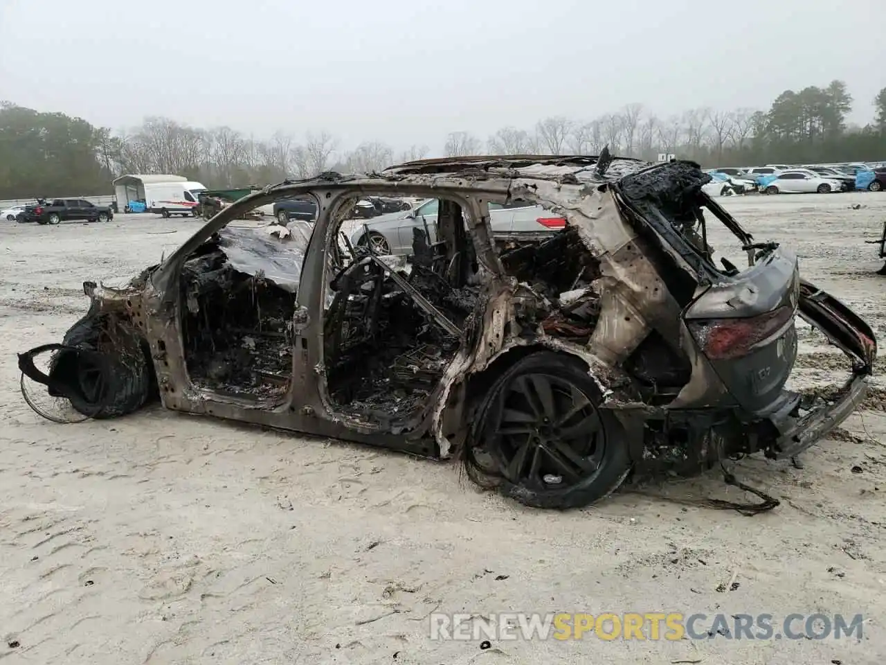 2 Photograph of a damaged car WA1LXBF79ND005491 AUDI Q7 2022