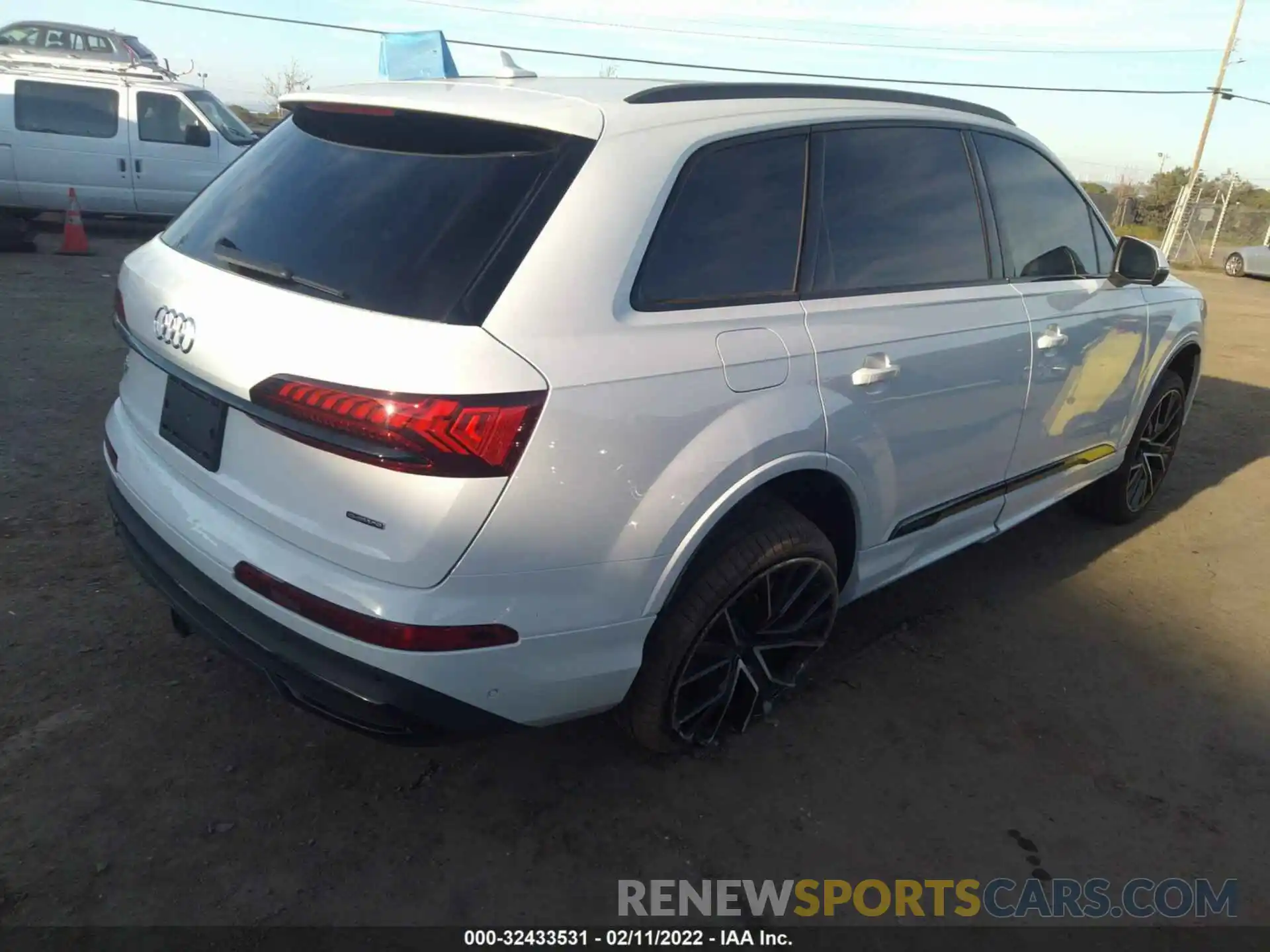 4 Фотография поврежденного автомобиля WA1VXBF73ND004197 AUDI Q7 2022