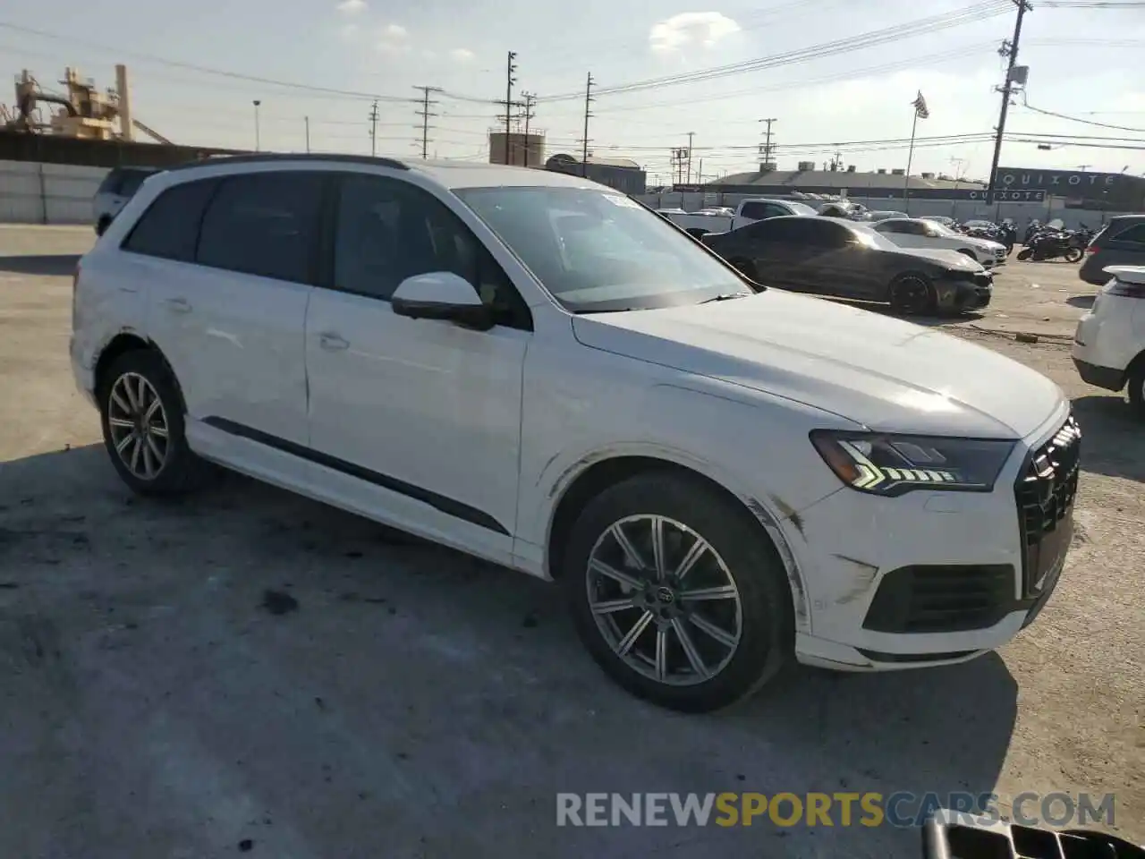 4 Photograph of a damaged car WA1LCBF79PD021673 AUDI Q7 2023