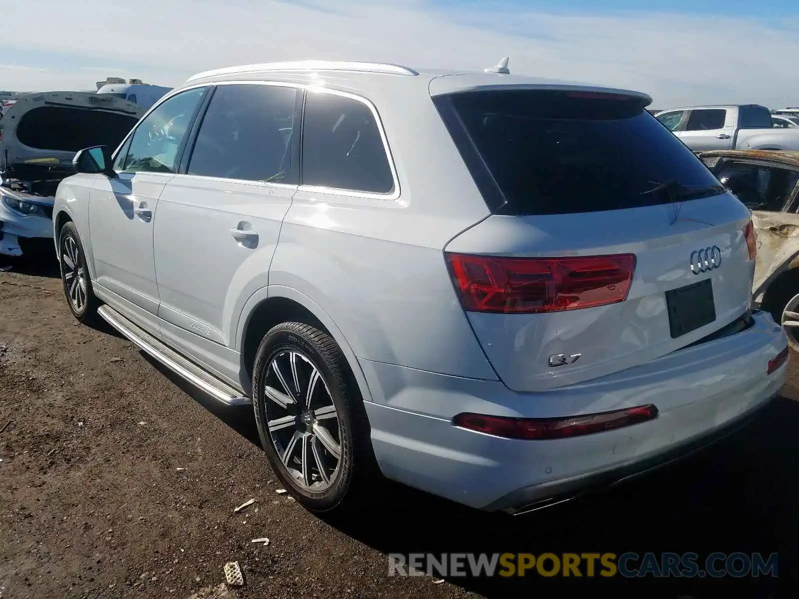 3 Фотография поврежденного автомобиля WA1AHAF76KD022274 AUDI Q7 PREMIUM 2019