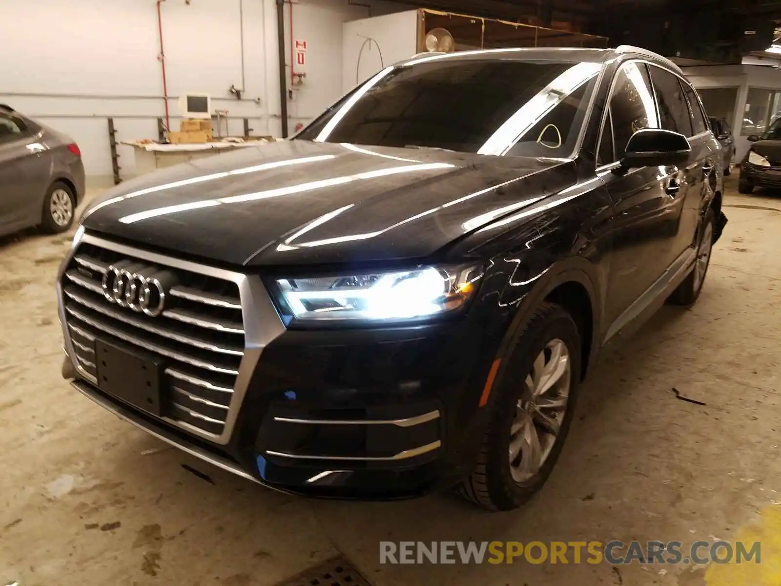 2 Фотография поврежденного автомобиля WA1AHAF77KD016452 AUDI Q7 PREMIUM 2019