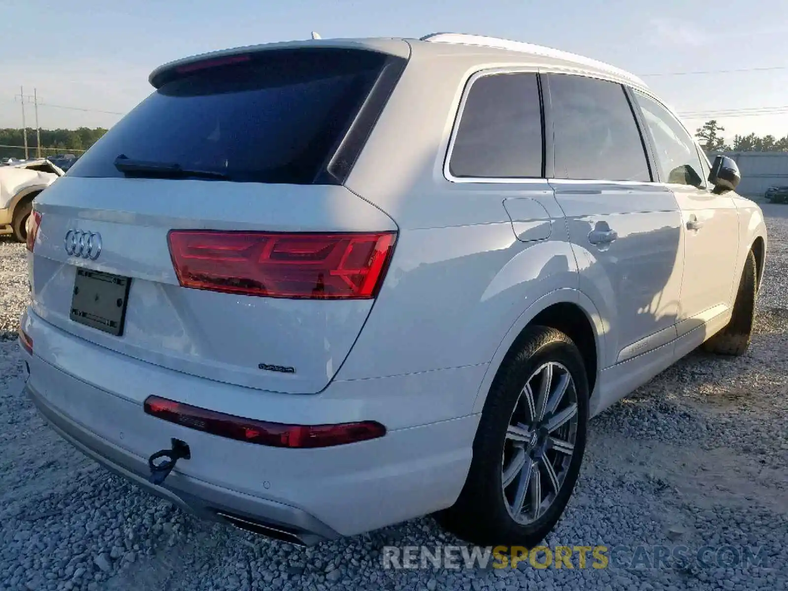 4 Фотография поврежденного автомобиля WA1AHAF7XKD029390 AUDI Q7 PREMIUM 2019