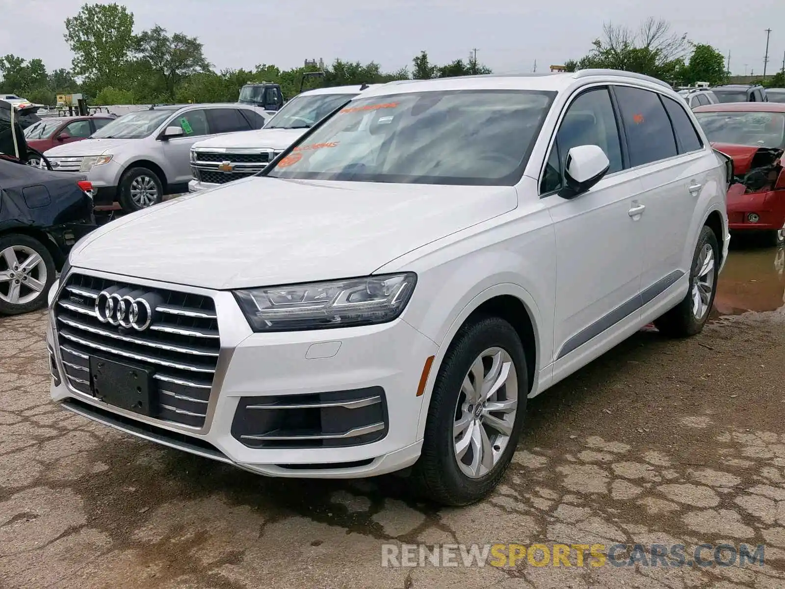 2 Фотография поврежденного автомобиля WA1LAAF72KD036945 AUDI Q7 PREMIUM 2019