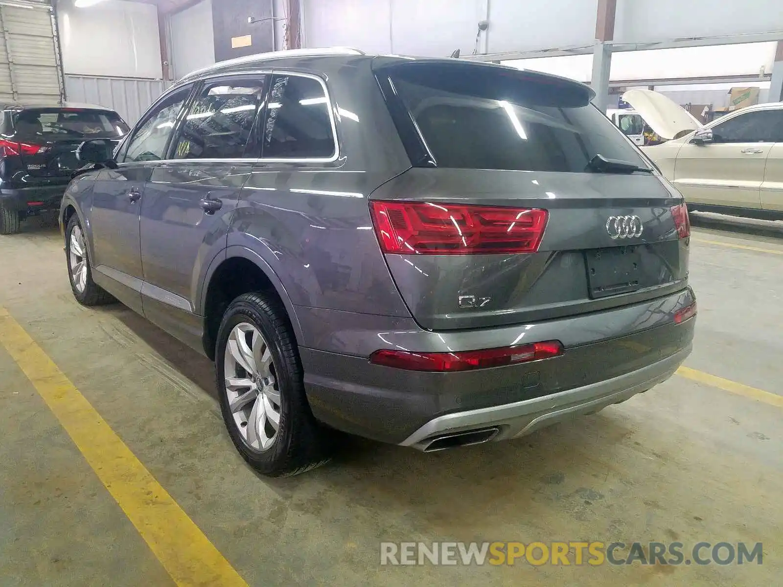 3 Фотография поврежденного автомобиля WA1LAAF73KD042852 AUDI Q7 PREMIUM 2019