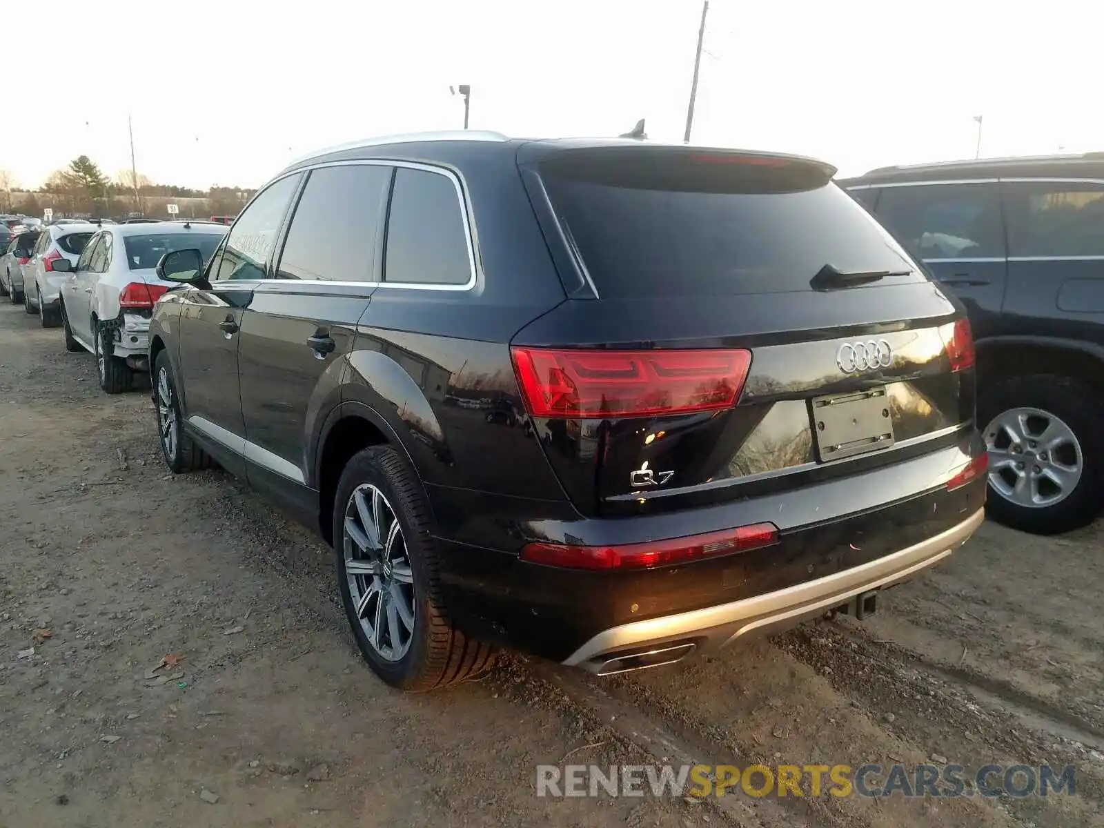 3 Фотография поврежденного автомобиля WA1LAAF77KD008915 AUDI Q7 PREMIUM 2019