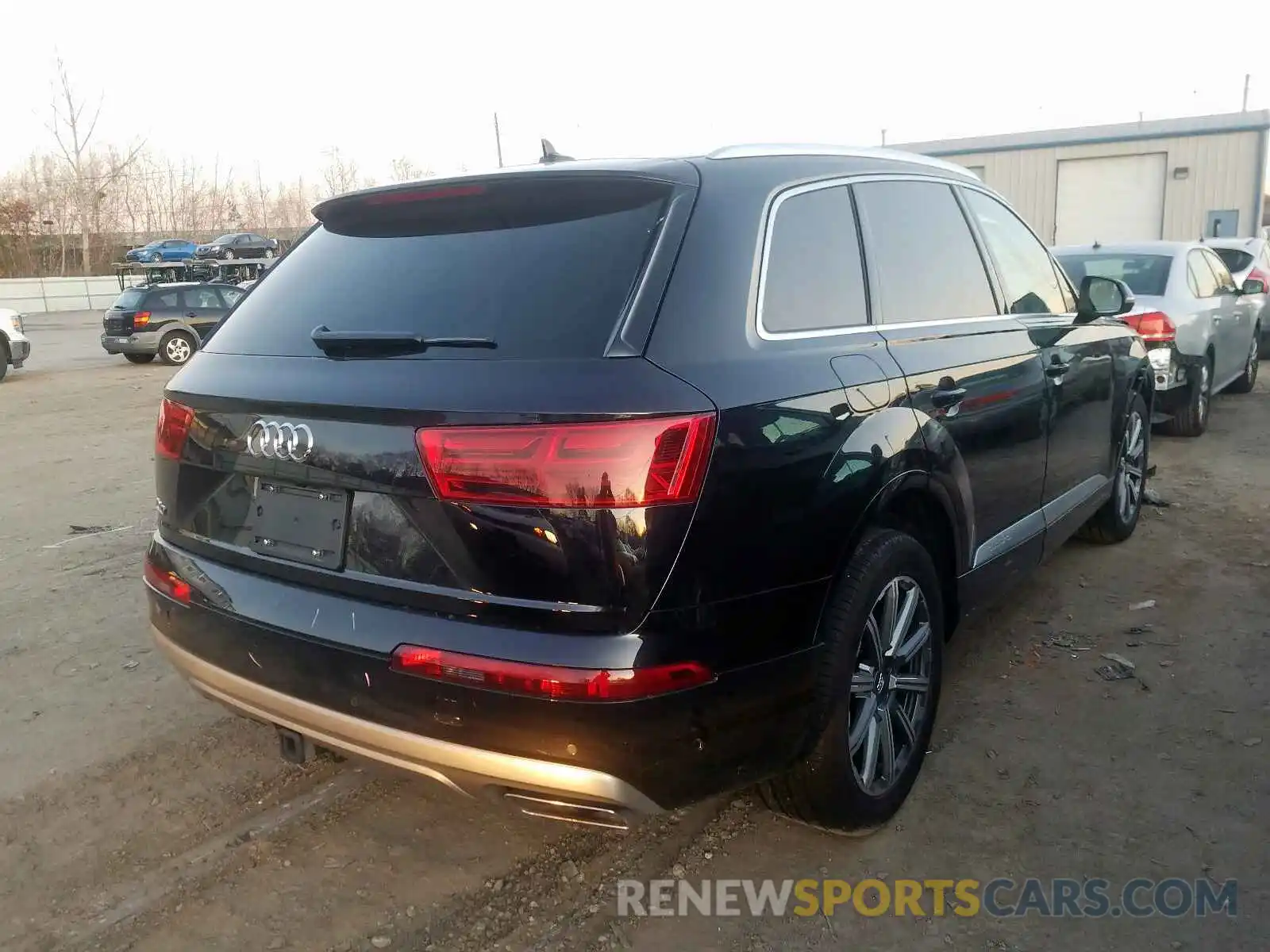 4 Фотография поврежденного автомобиля WA1LAAF77KD008915 AUDI Q7 PREMIUM 2019