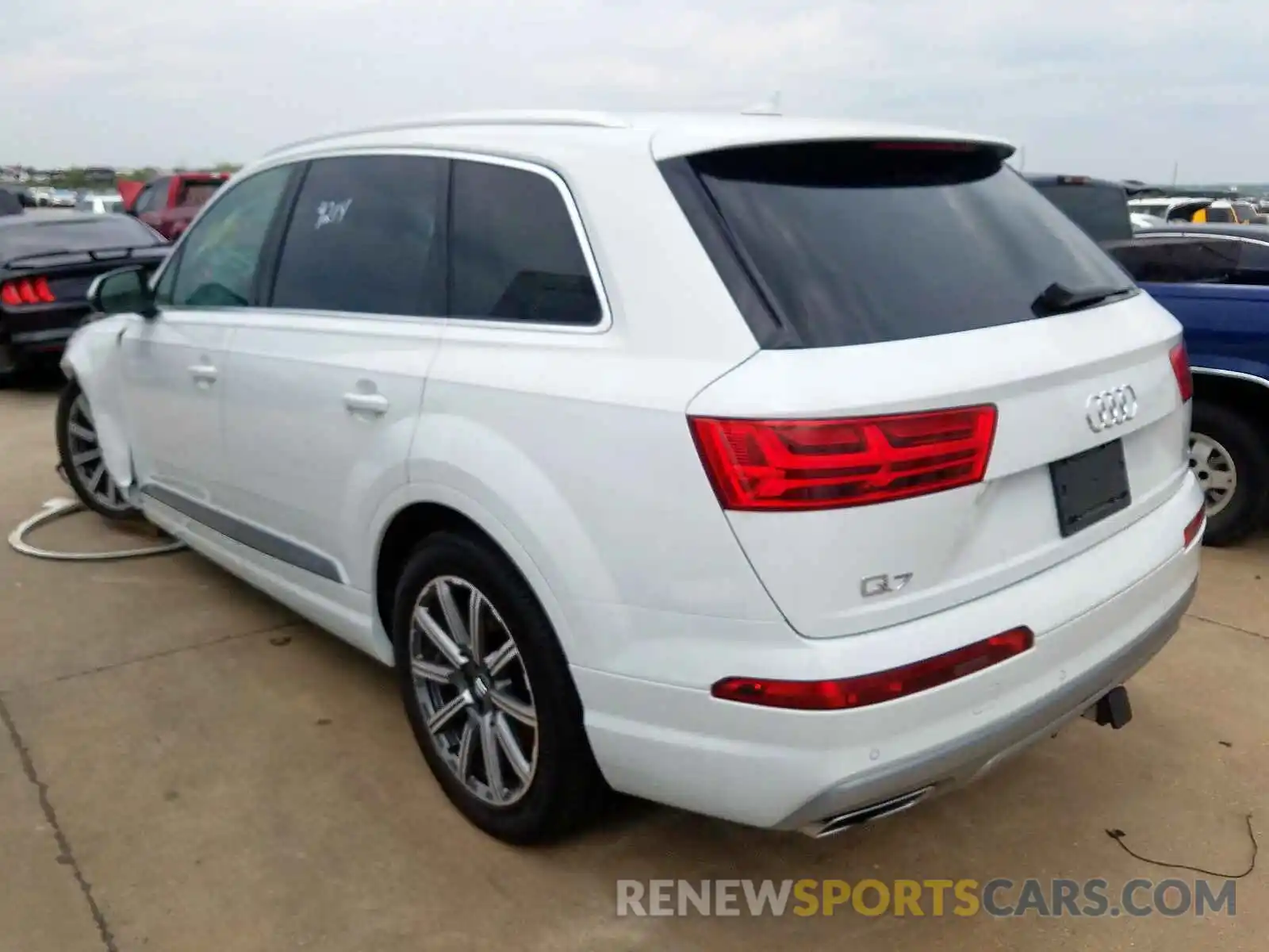 3 Фотография поврежденного автомобиля WA1LAAF78KD048954 AUDI Q7 PREMIUM 2019