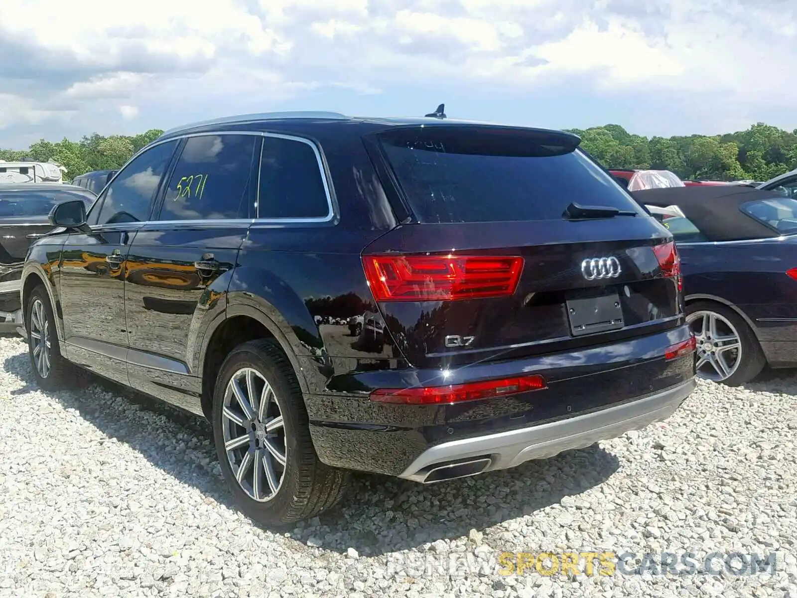 3 Фотография поврежденного автомобиля WA1LAAF7XKD005605 AUDI Q7 PREMIUM 2019