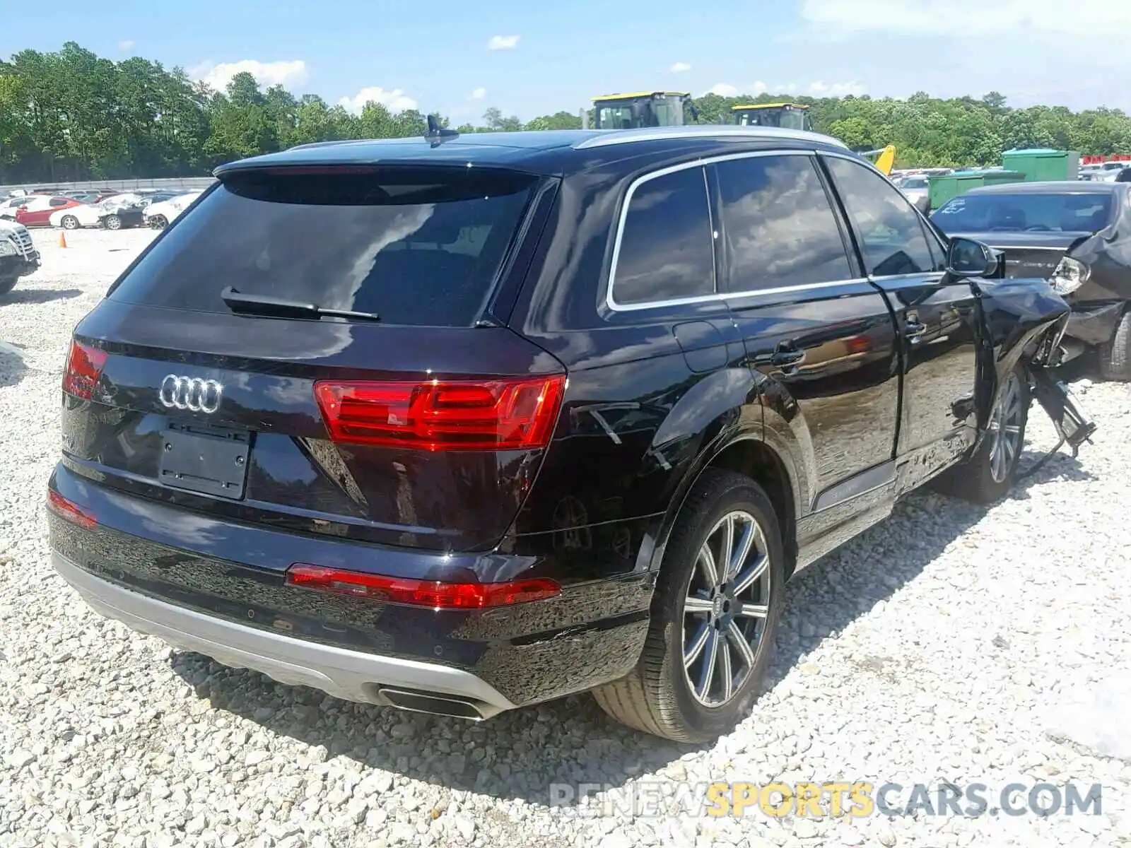 4 Фотография поврежденного автомобиля WA1LAAF7XKD005605 AUDI Q7 PREMIUM 2019