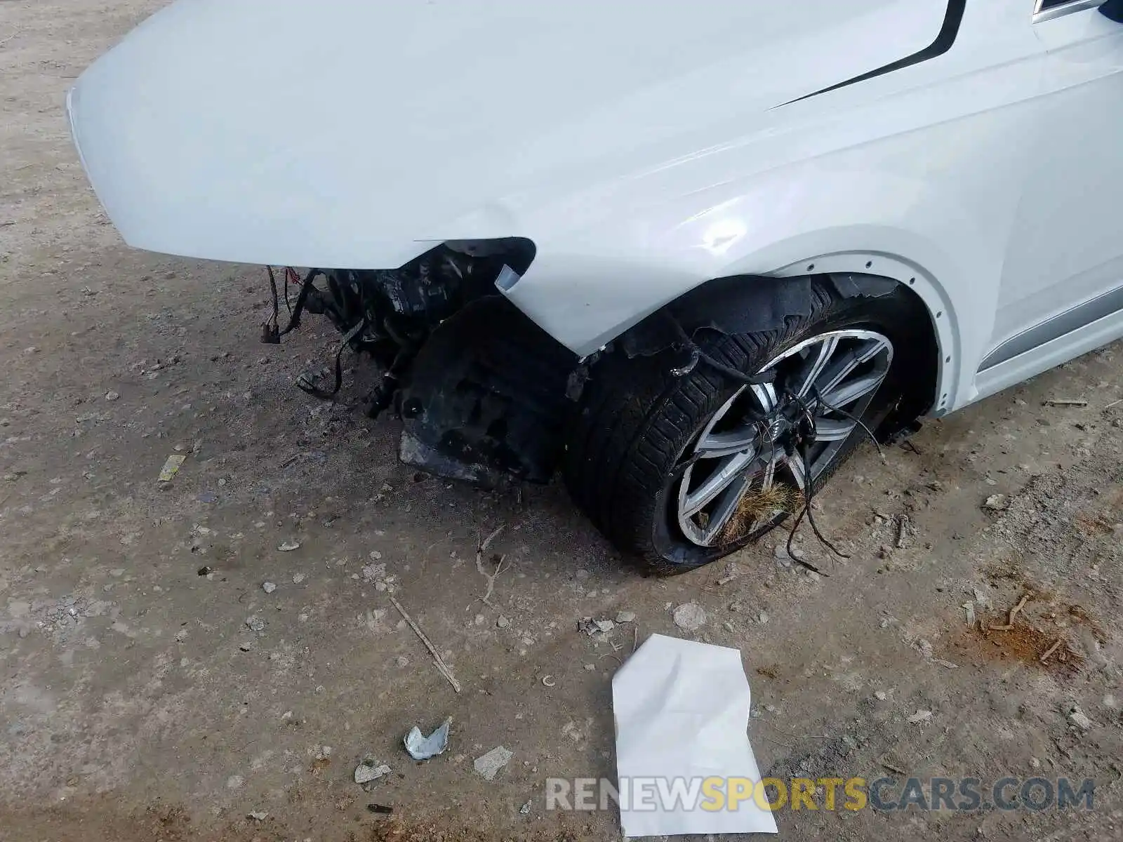 9 Photograph of a damaged car WA1LHAF74KD032486 AUDI Q7 PREMIUM 2019