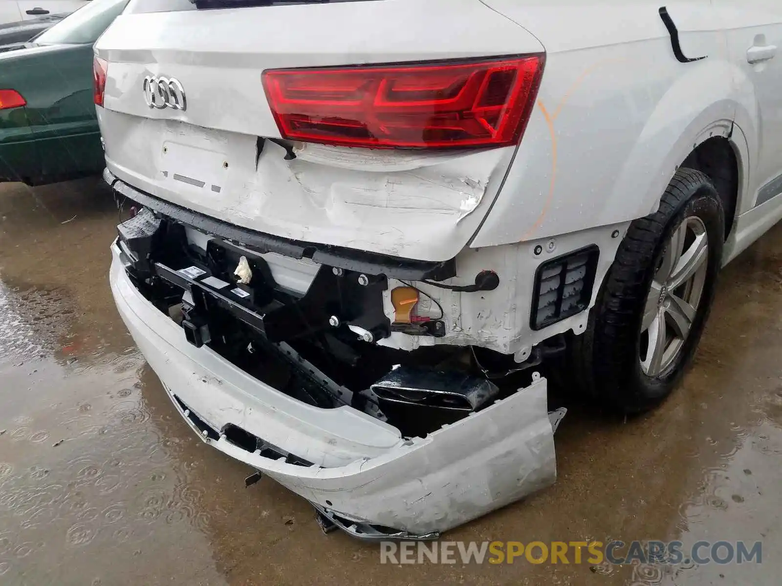 9 Photograph of a damaged car WA1LHAF75KD024039 AUDI Q7 PREMIUM 2019